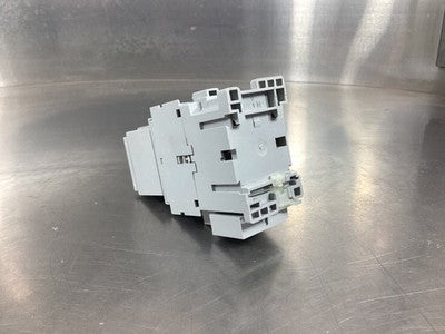 Allen-Bradley 100-C16*10 Contactor 32A