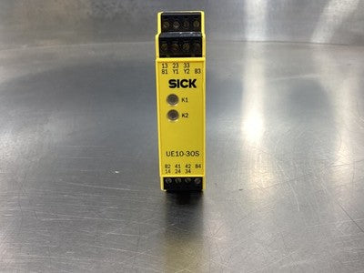 SICK UE10-3OS Safety Extension Relay 24VDC UE10-30S300
