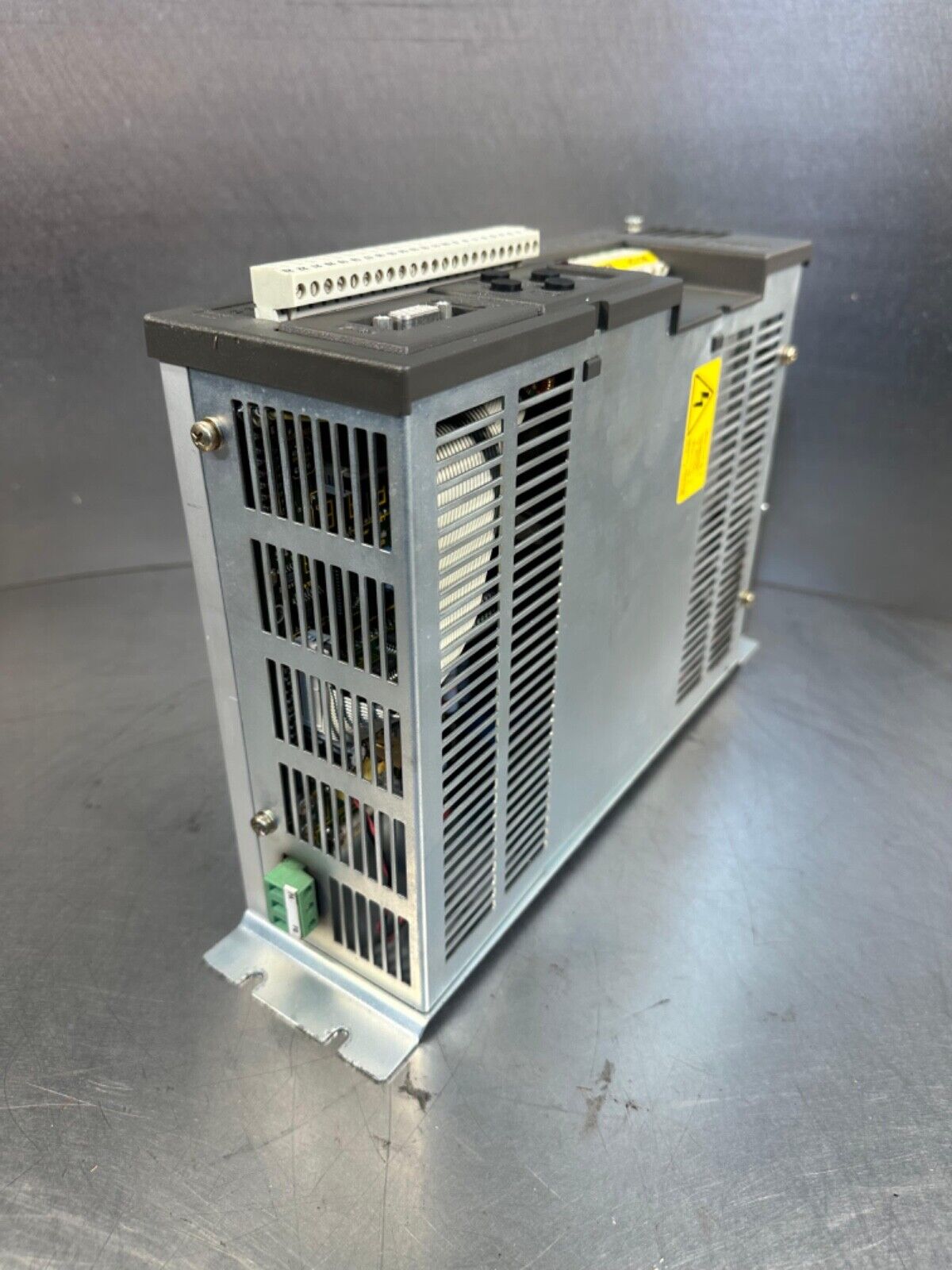 KEB  09.F0.R11-3479  2.8 KVA 50/60Hz 480V (IE-25)