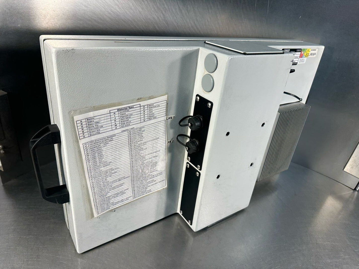 Dynics EW22PTAJD1AW76TEBXC 100-240VAC 50-60Hz 1A                         (5.6.4)