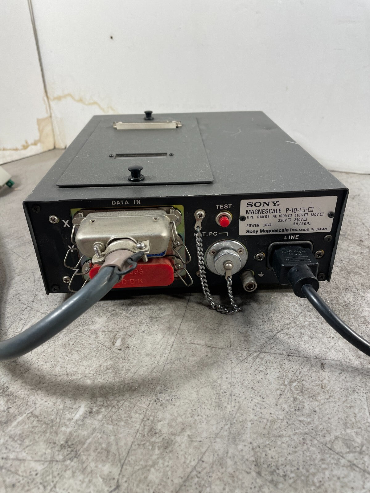 Sony Magnescale P-10 P10 Black Portable 50/60 Hz 20VA Power @2D