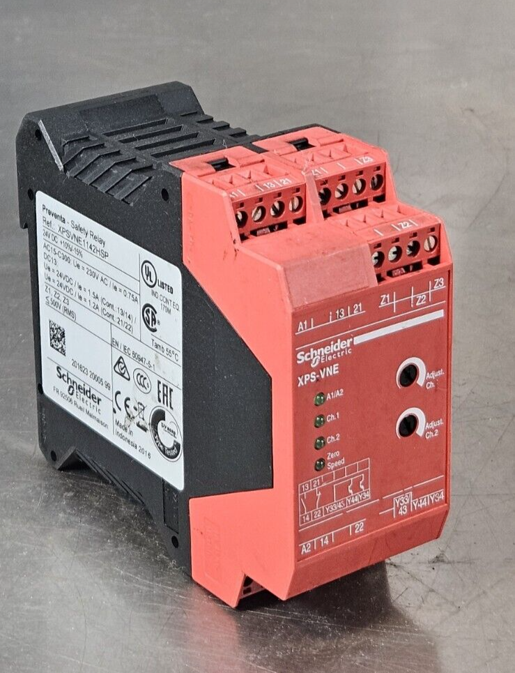 Schneider Electric XPS-VNE Safety Relay XPSVNE1142HSP                   (BIN541)