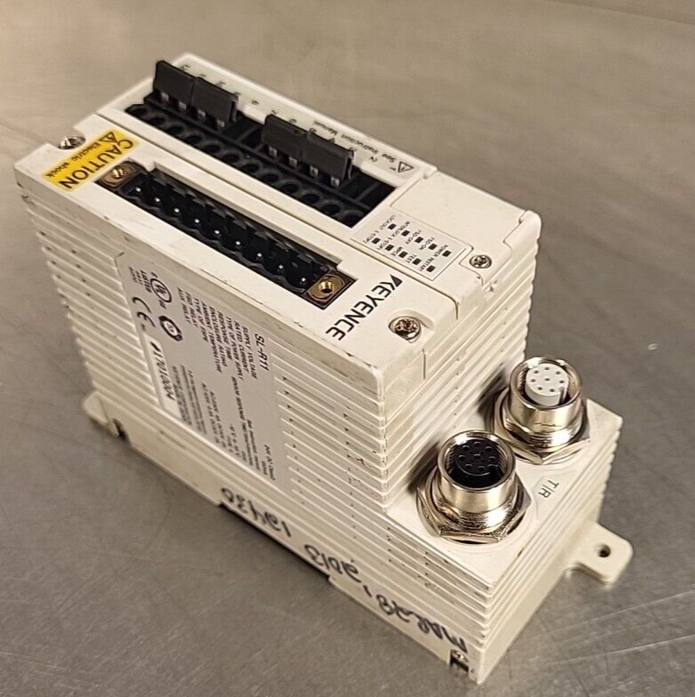Keyence    SL-R11    Relay Interface SLR11   Connector       (BIN 3.5.1)