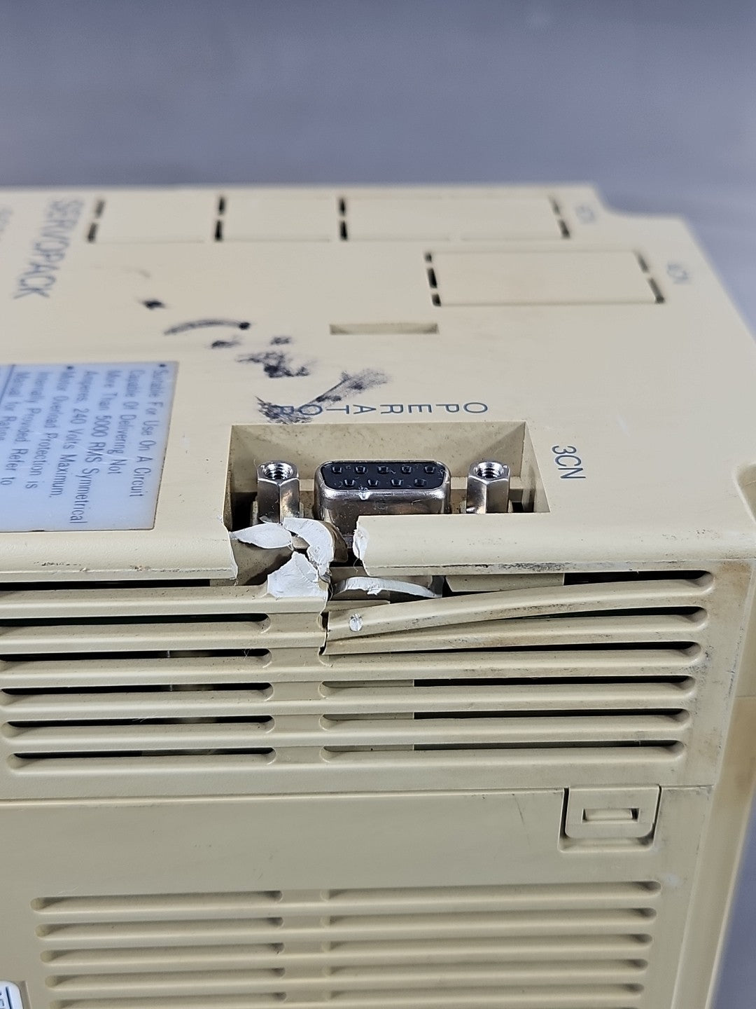 Yaskawa SGDB-15ADG Servopack                                       (1.5.4)