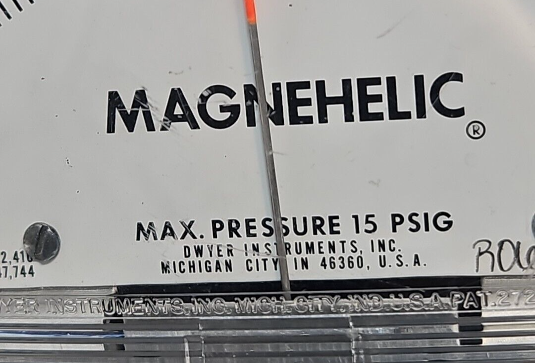 Dwyer Instruments 2310 Dwyer Magnehelic Pressure Gauge 15PSI             Loc6E14