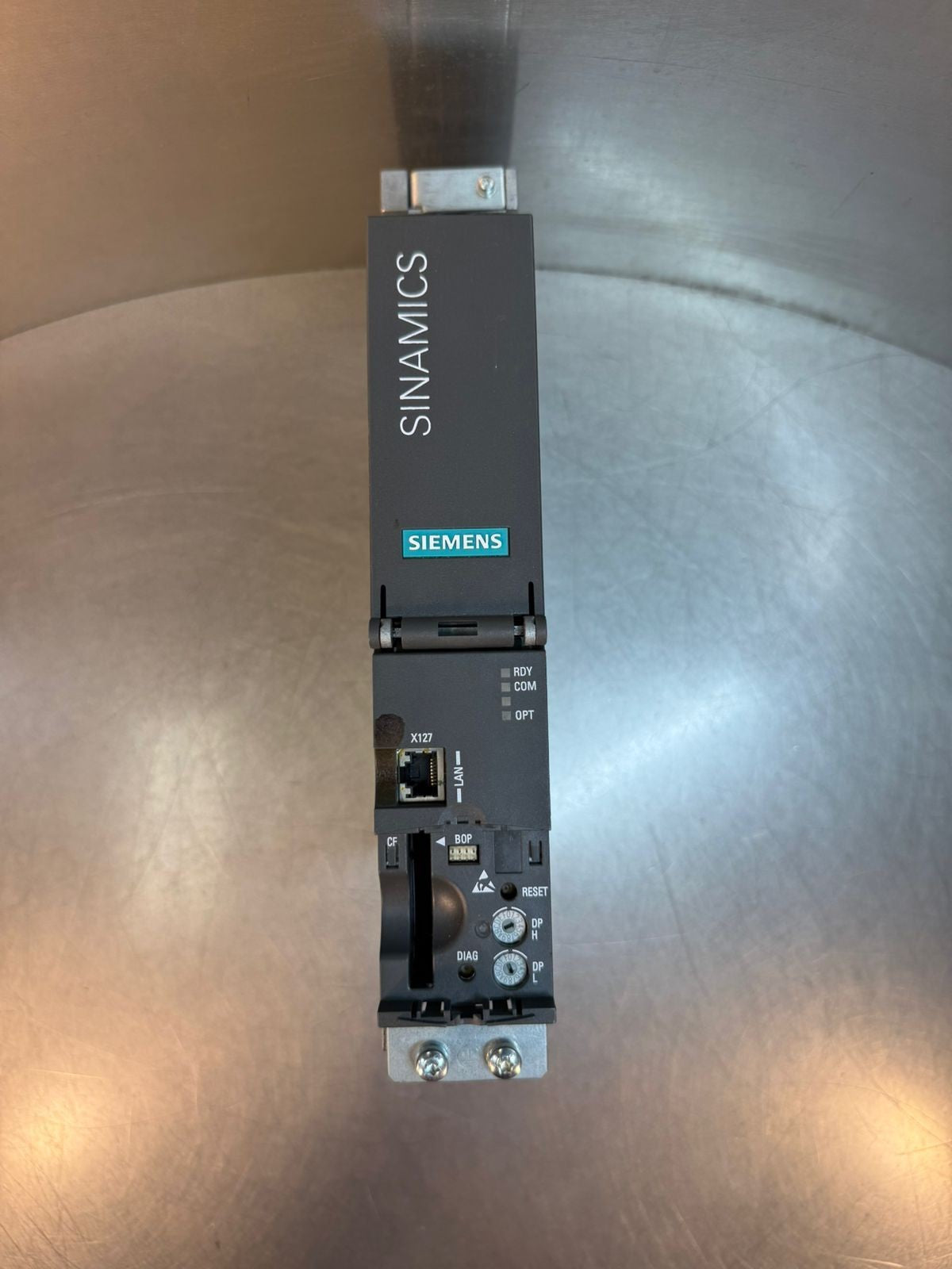 Siemens 6SL3040-1MA00-0AA0 Sinamics Control Un CU320-2 DP          (8.4.1)