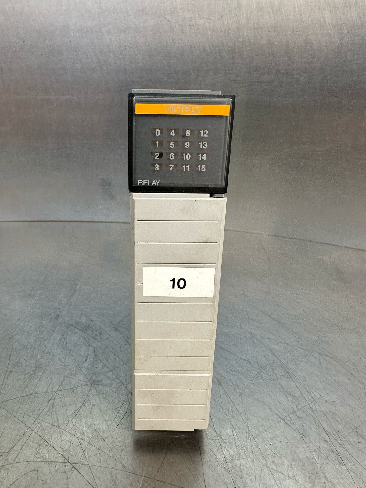 Ab 1746-0W16 /C SLC 500 Output Module  17460W16                    (7.4.2)