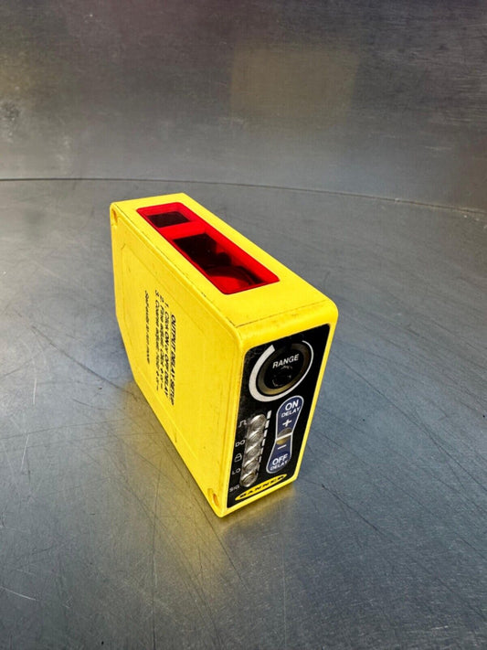 Photoelectric Sensor Banner Q60VR3AFV1000Q1 24 to 250 Vac 50-60hz (5E-15)