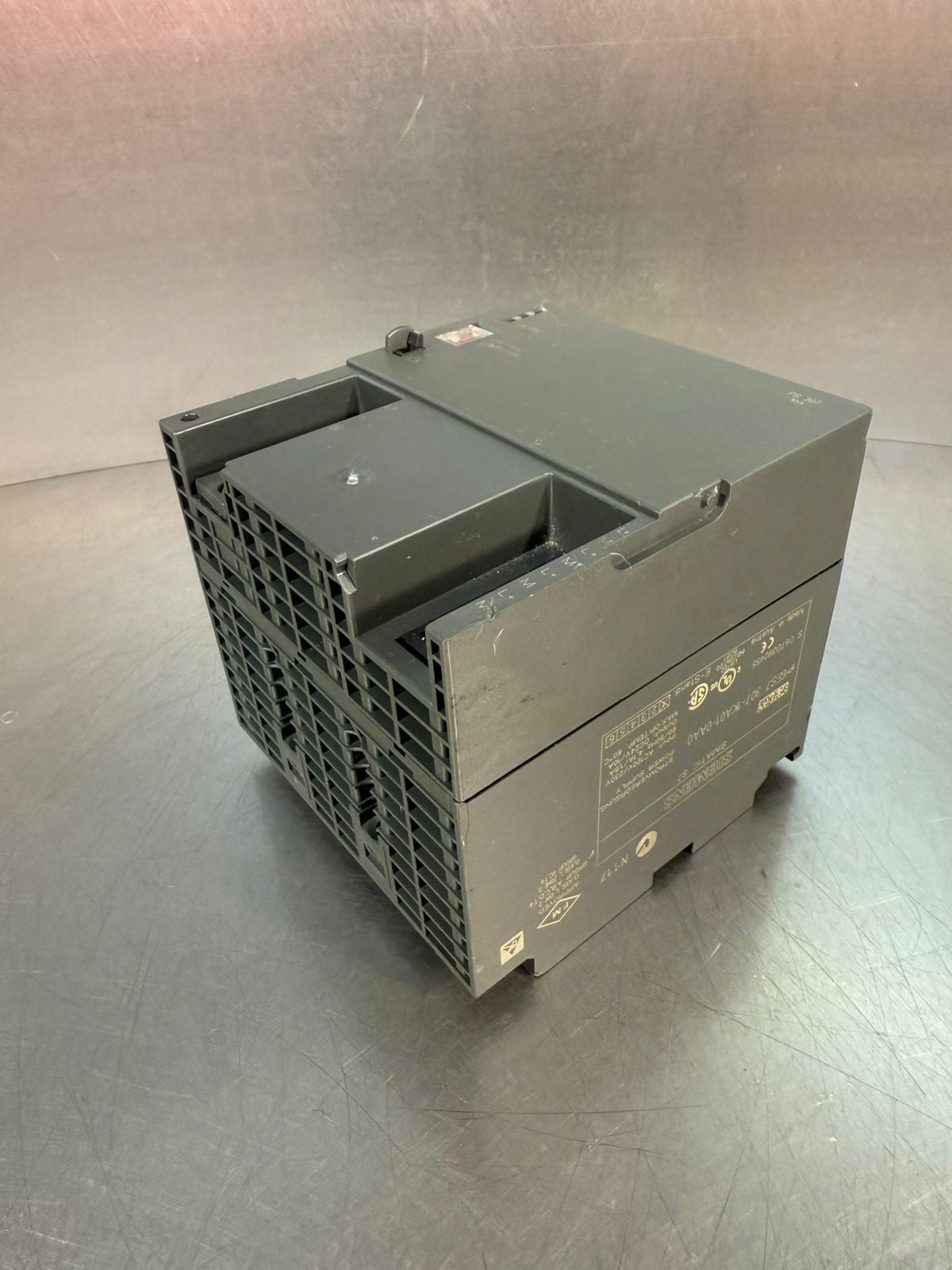 Siemens 6ES7-307-1KA01-0AA0 Simatic S7                             (6.4.5)