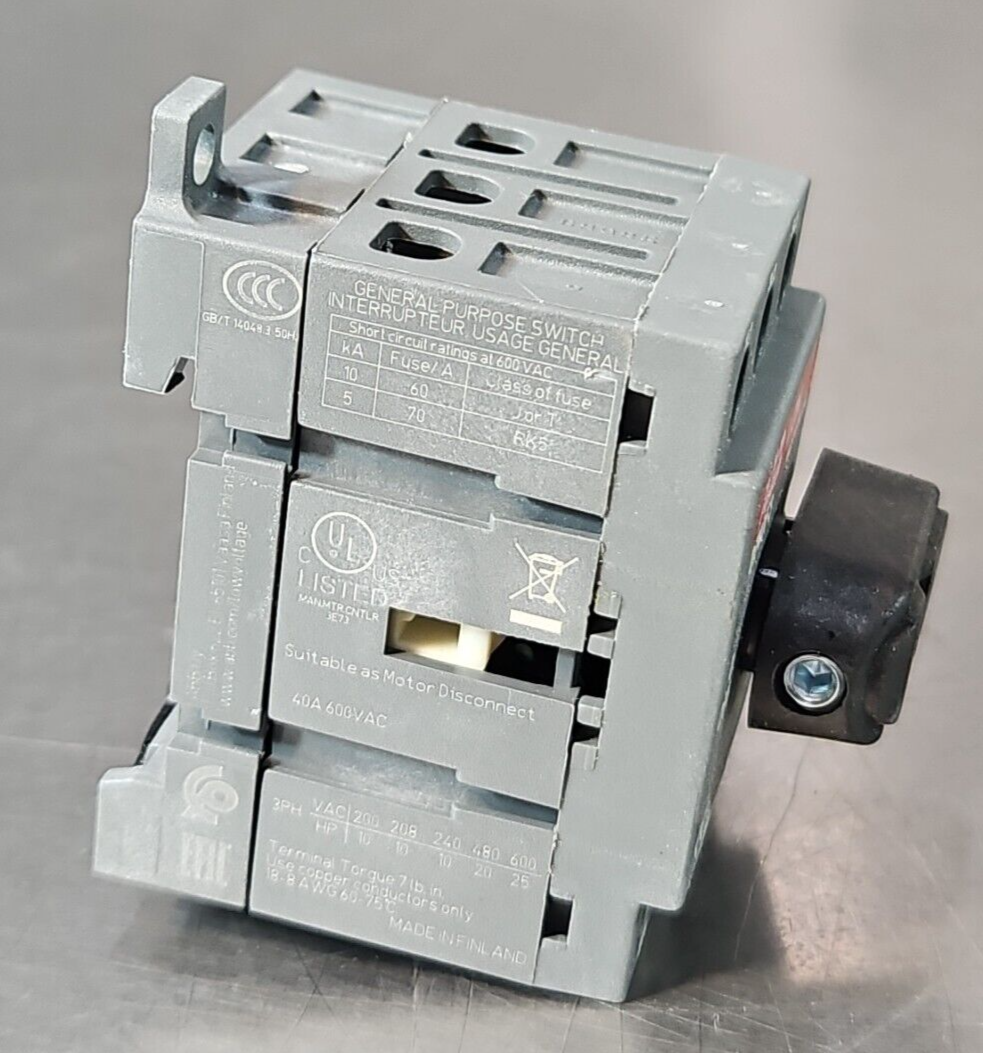 ABB OT40F3 Disconnect Switch 40A 3P                                     (BIN412)