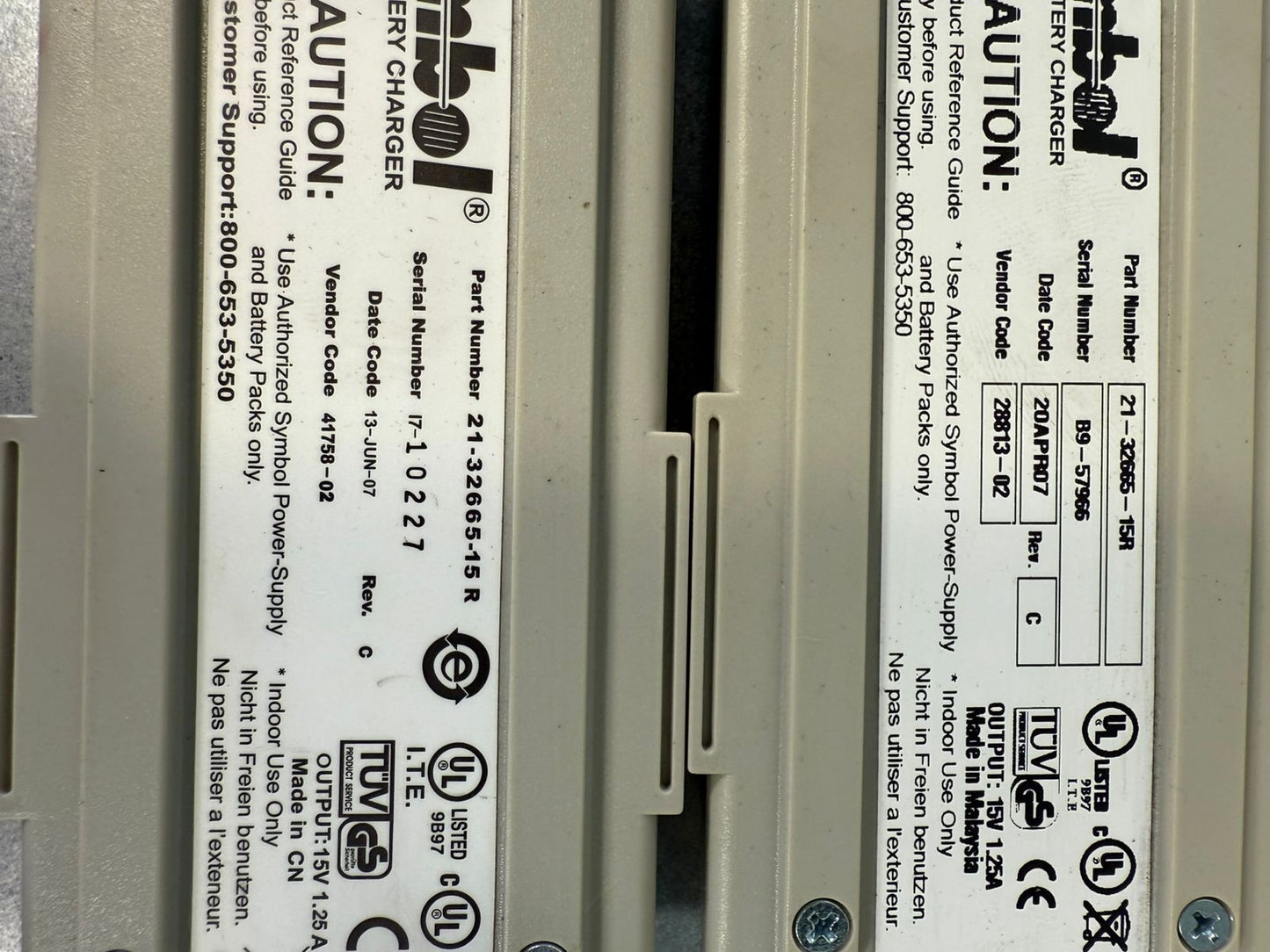 Symbol 20-33569-01R Rev. A 4Slot Bat Charger w/ 21-32665-15R Rev.C (5.5.5)