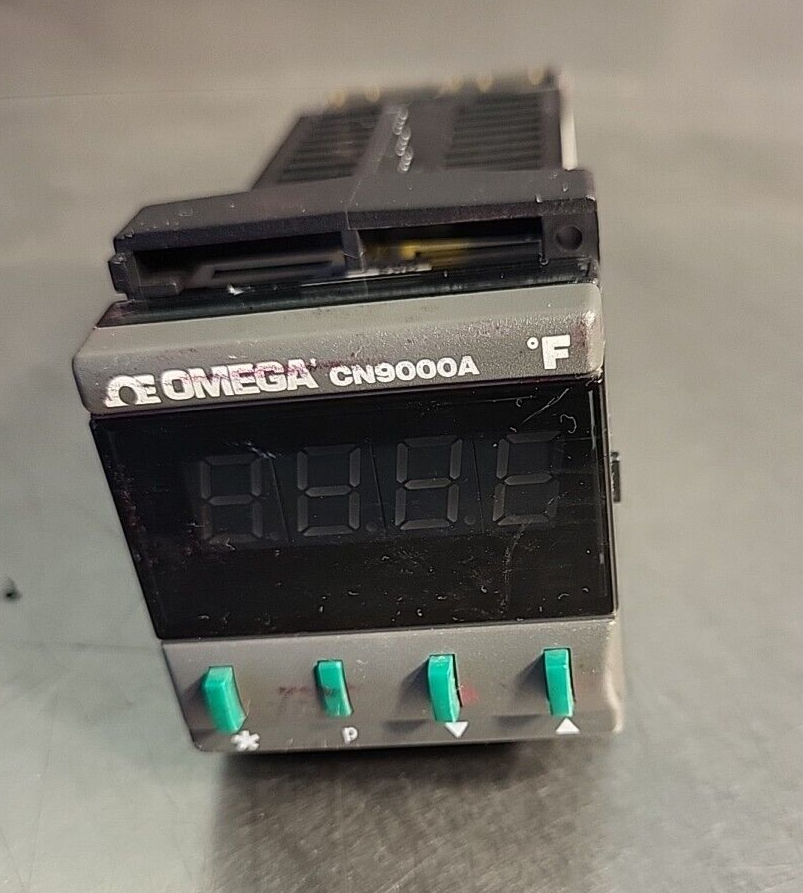Omega  CN9000A Digital PID  992724 030 008 Tempe. Control.(BIN 3.2.3)