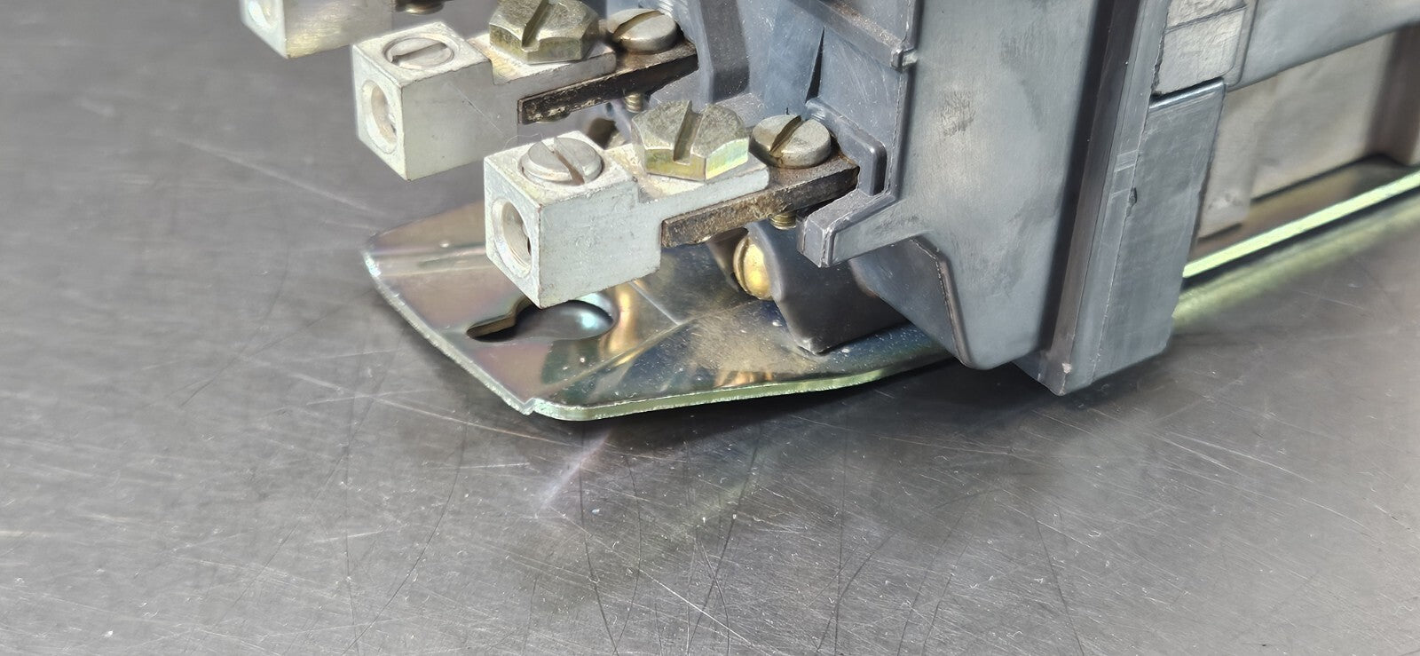 Allen Bradley 702-C0D93 Starter 3PH 3 Pole 45-600 VAC Max.              (BIN742)