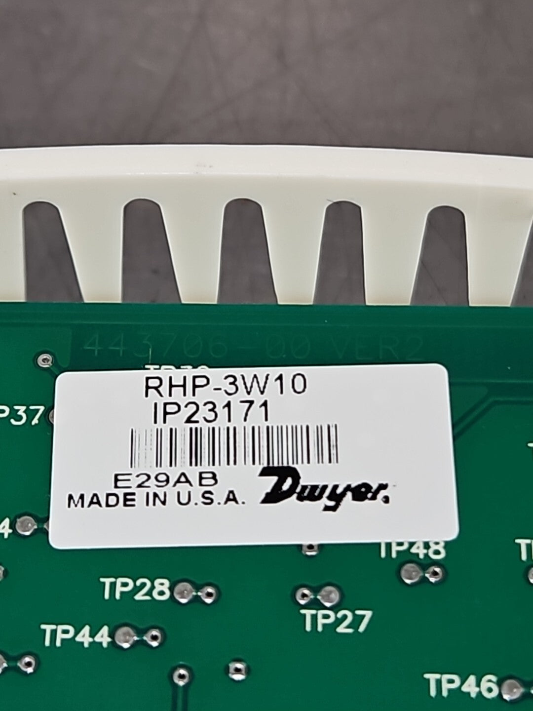 Dwyer RHP-3W10 Temperature & Relative Humidity Sensor                   (BIN645)