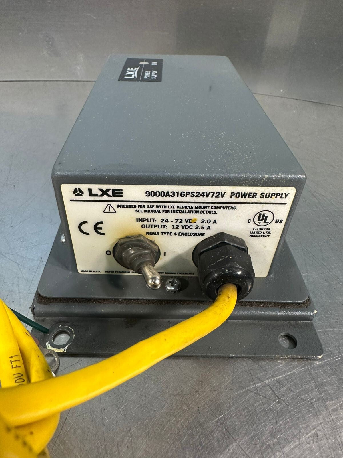 Lxe 9000A316PS24V72V Input 24-72VDC 2.0A Out. 12Vdc 2.5A   (4.2.4)
