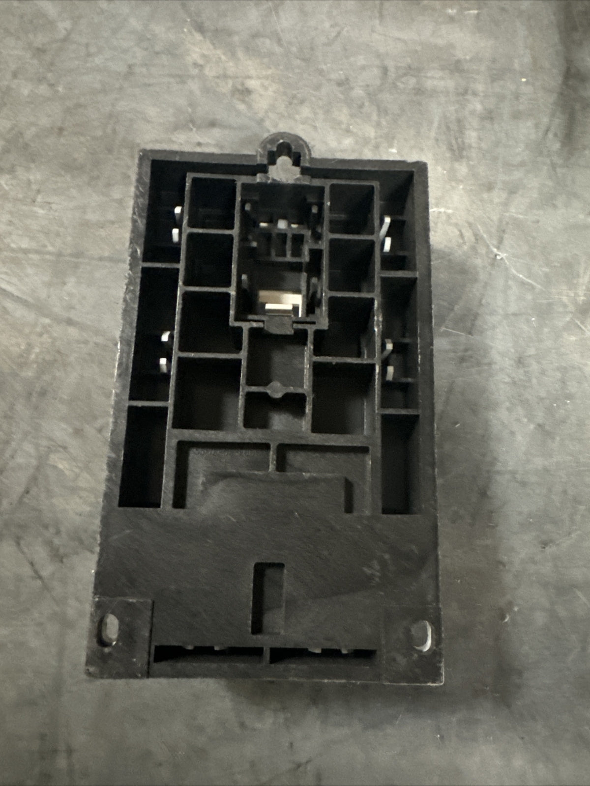 EATON C30CNE Lighting Contact Breaker 115-120V 60Hz. (BIN1.1.1/2)