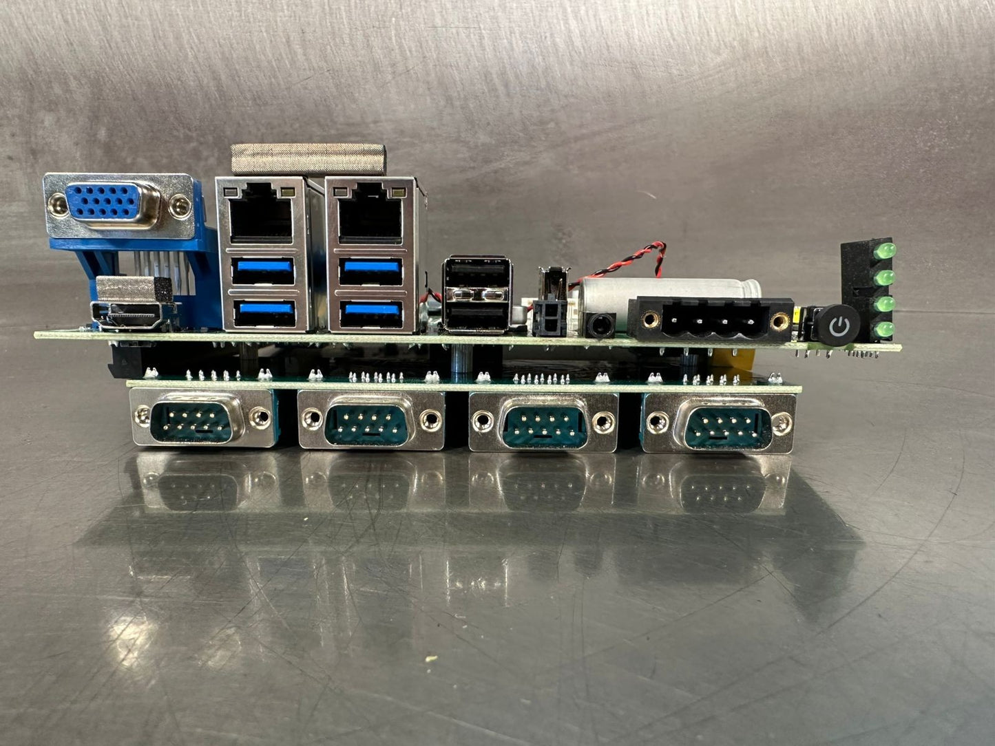 Axiontek Industrial Motherboard SBC87525 Rev.  A4-RC  (7.3.5)
