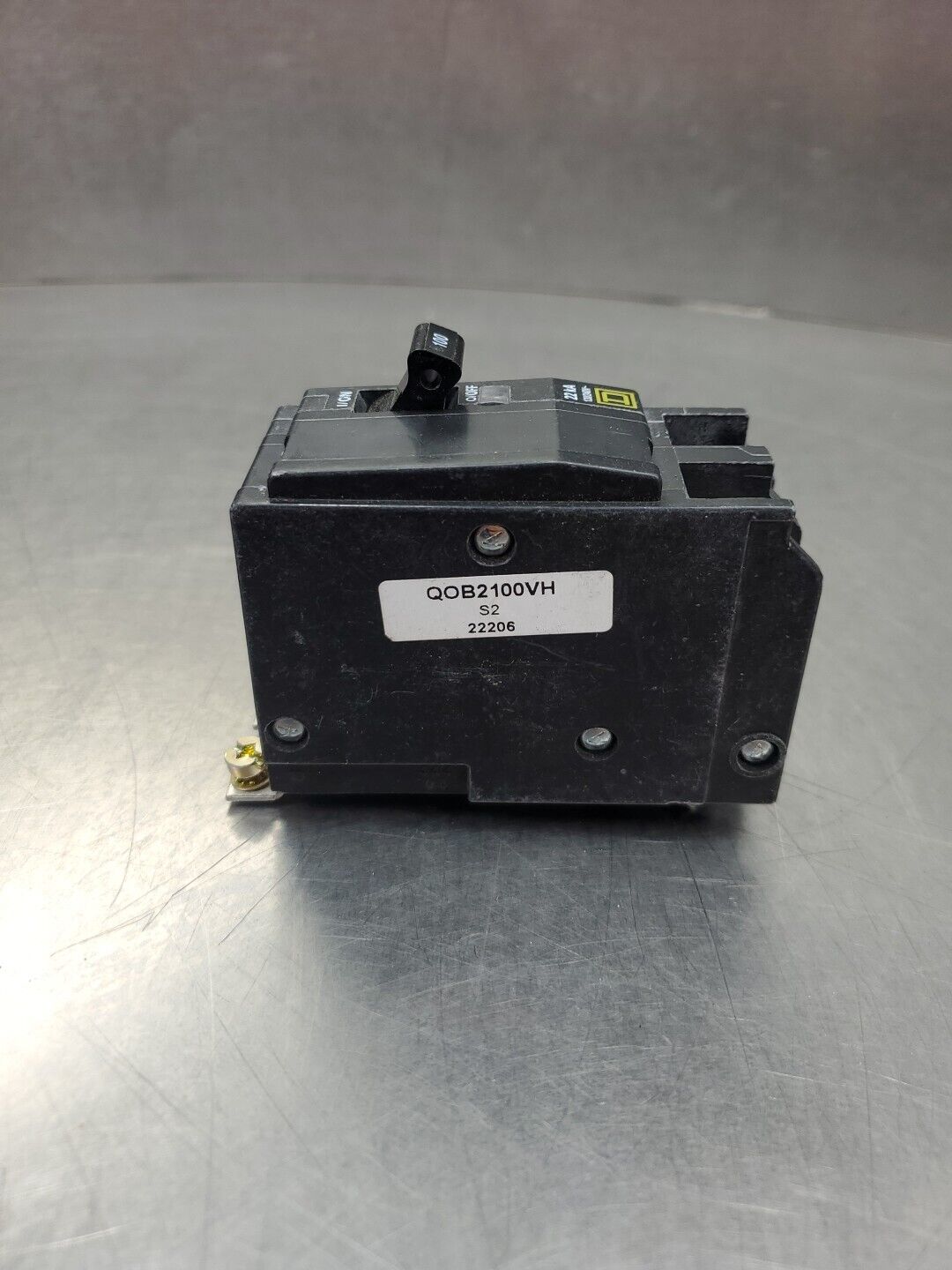 Square D QOB2100VH Plug-In Circuit Breaker, 100A, 120/240V.                3E-30