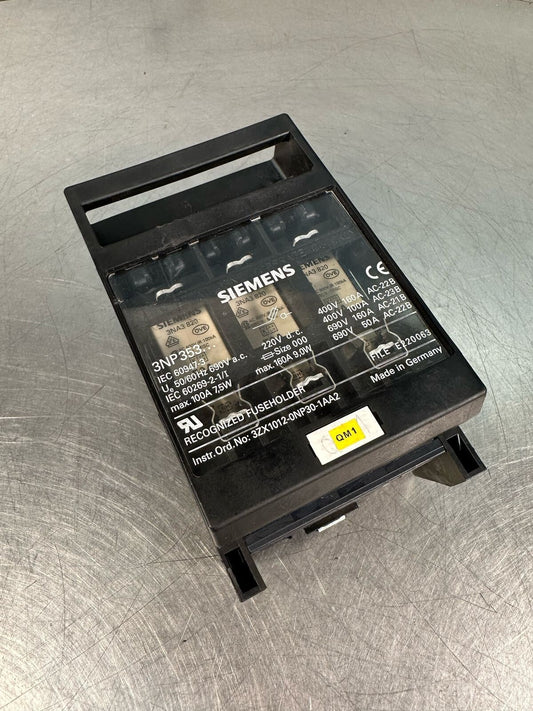 Siemens 3NP353 3ZX1012-0NP30—1AA2 Disconnect Fuse + 3 units x 50A     (7.4.3)