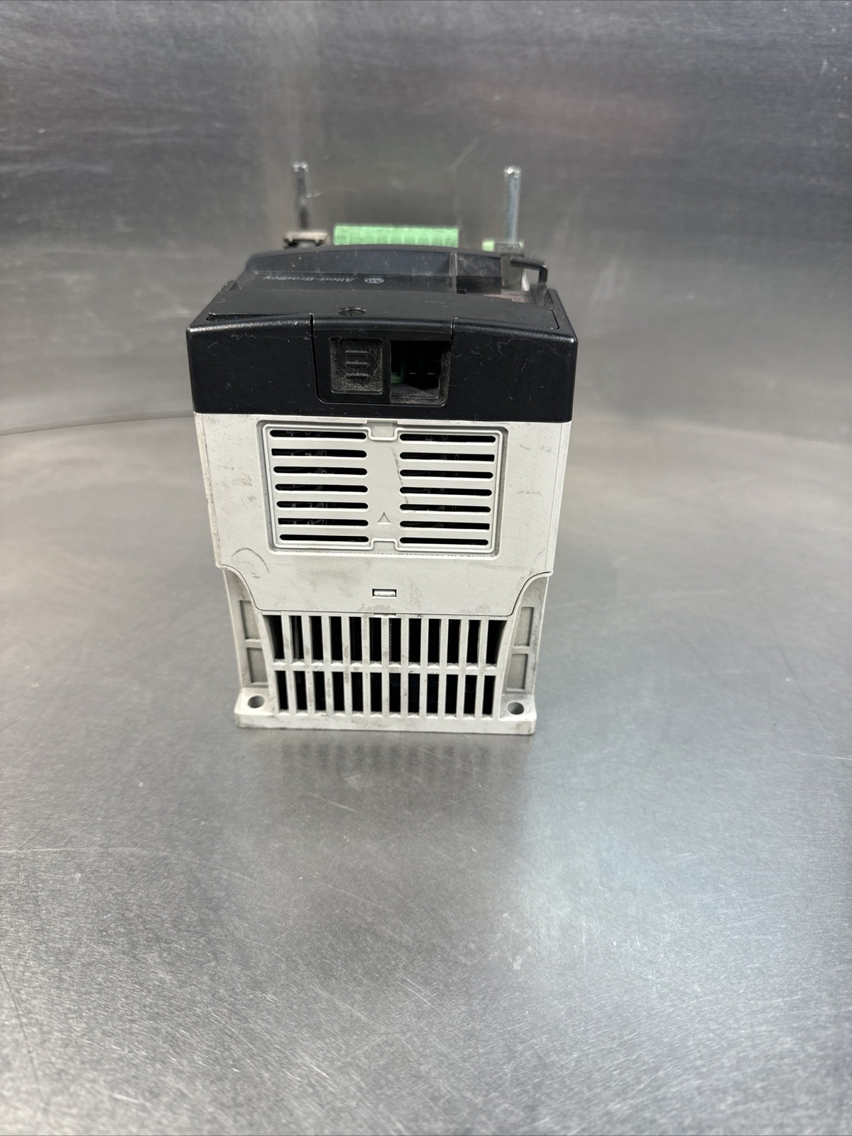 22D-D4P0N104 AB PowerFlex 40P Drive 2 HP Series A Tested Good (Bin 2.5.1)