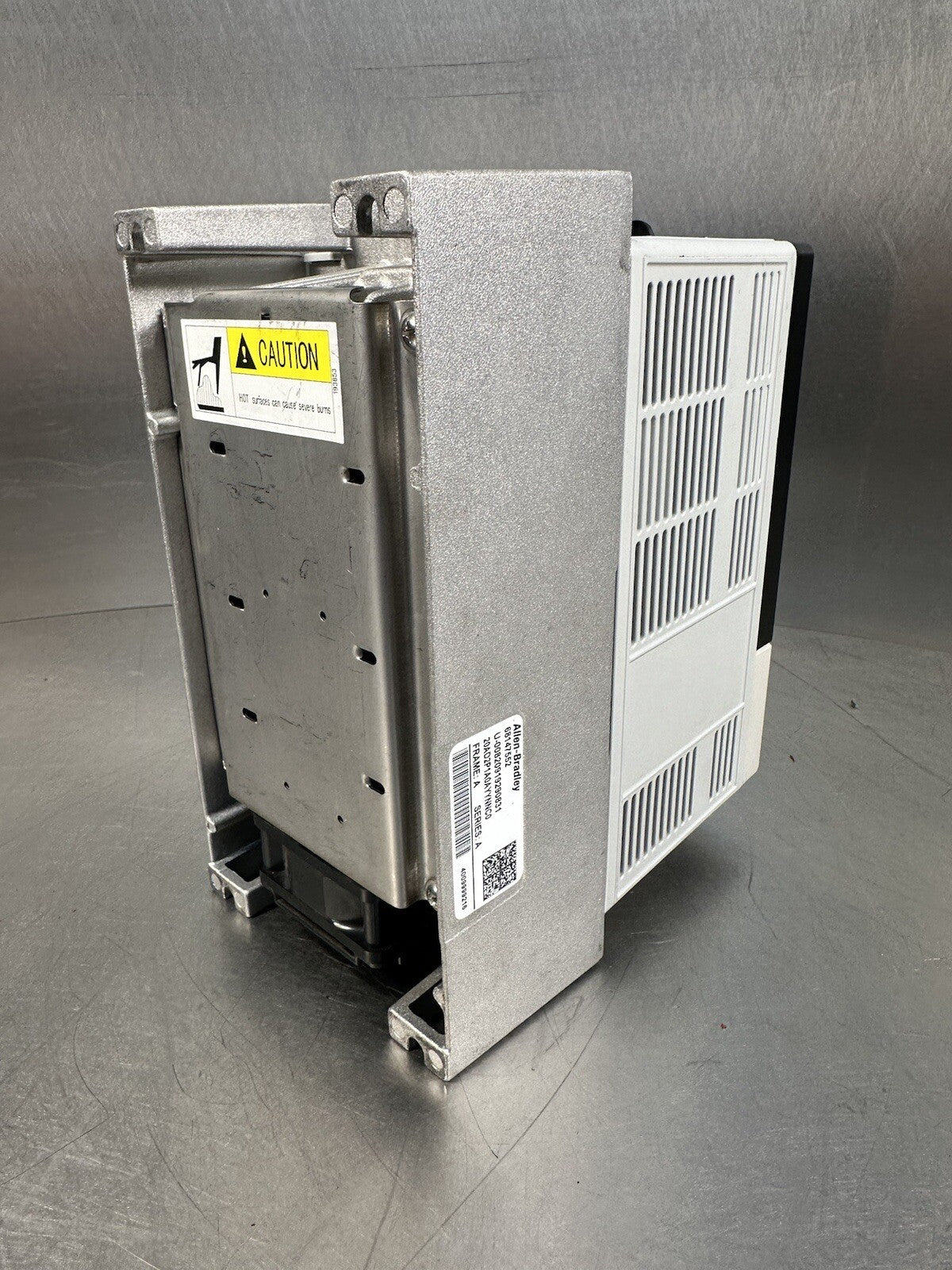 Allen-Bradley 20A D 2P1A3AYYNNC0 PowerFlex 70 480V, 1HP, 2.4A (BIN-1.4.4)