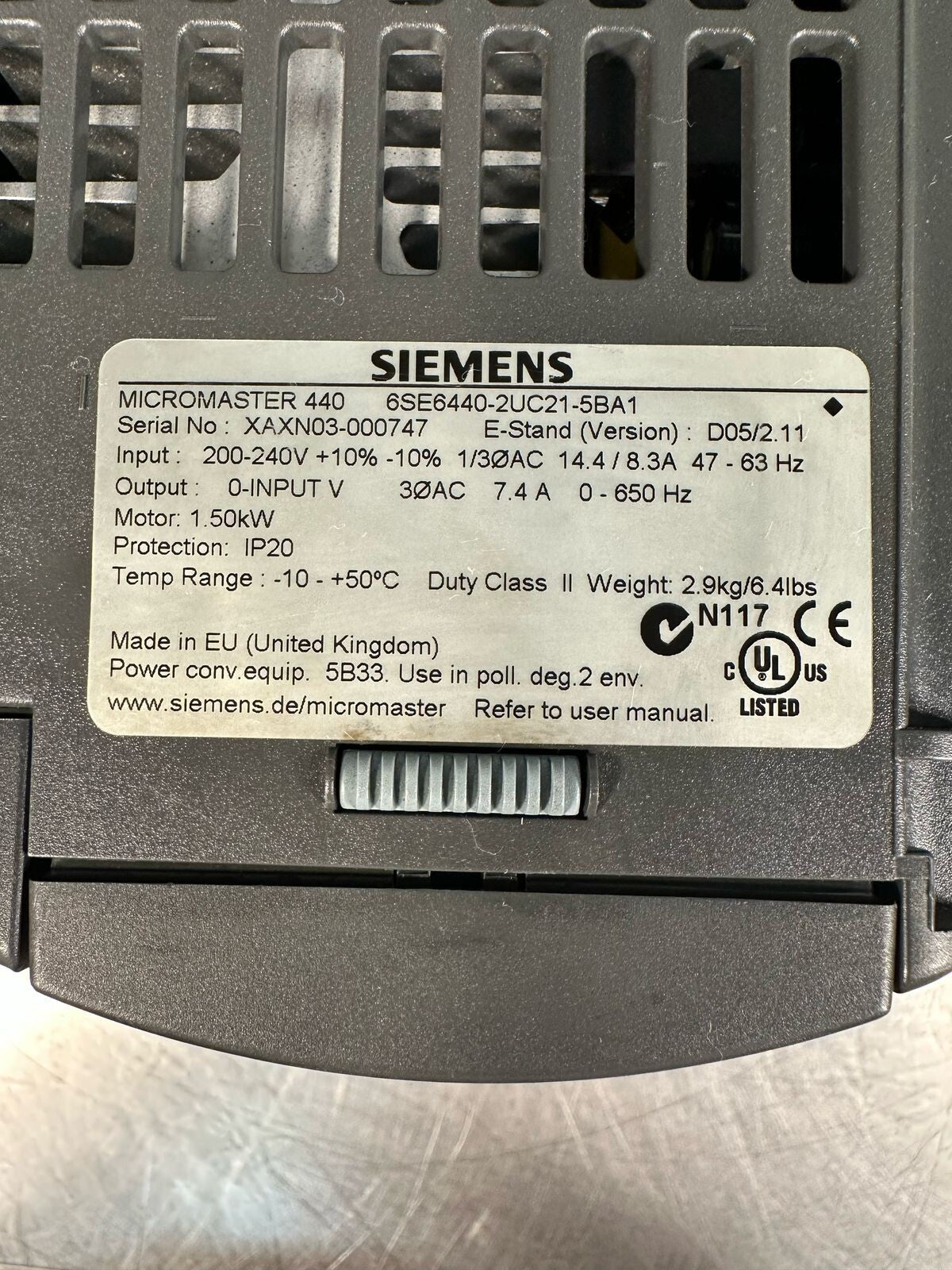 Siemens 6SE6440-2UC21-5BA1 Refurbished MICROMASTER 440    (7.3.2)