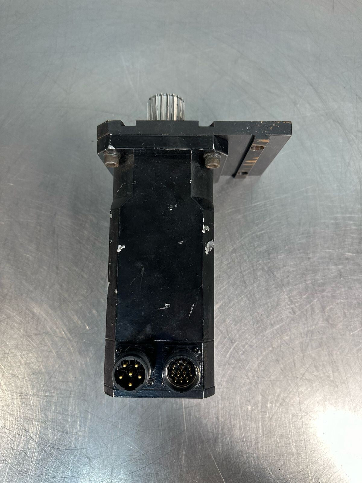 Servotronic Ag 640.6.70D / 640670D 9000RPM 330V (7.4.1)