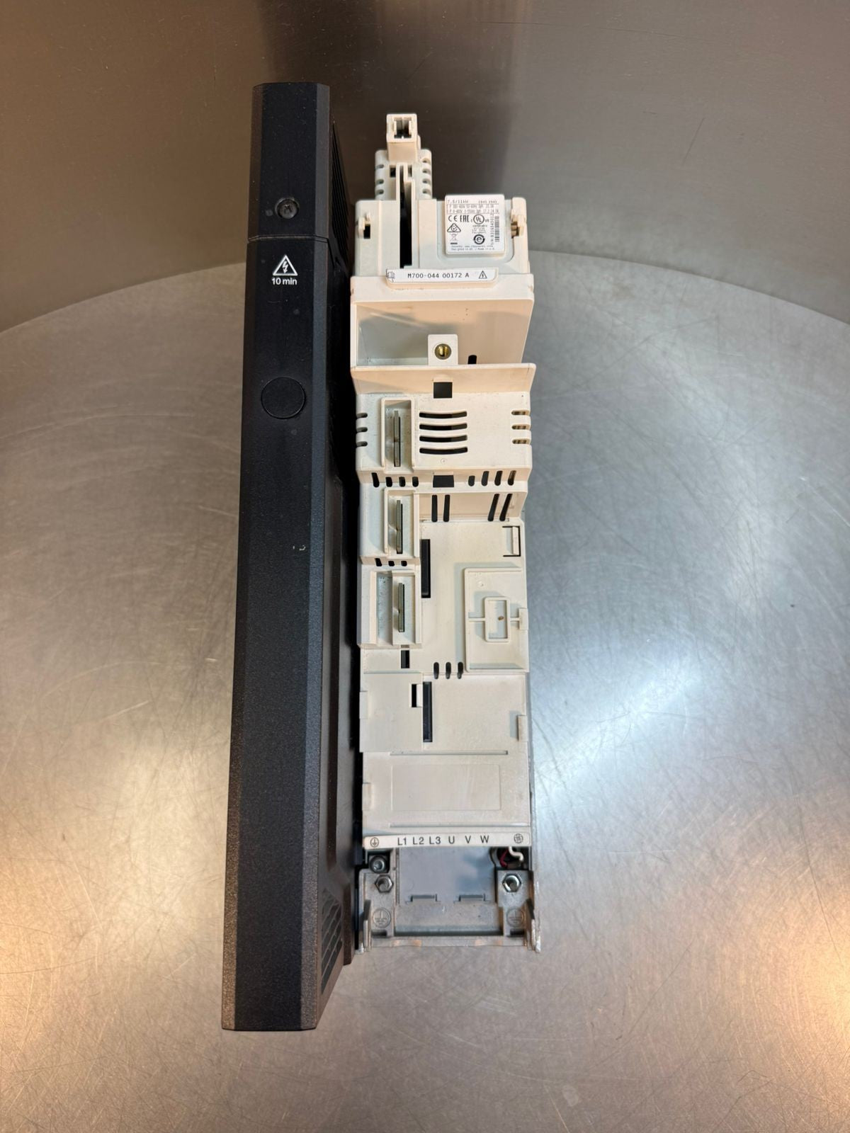 Nidec M700-044 00172A 7.5/11Kw 1945                 (2.6.1)