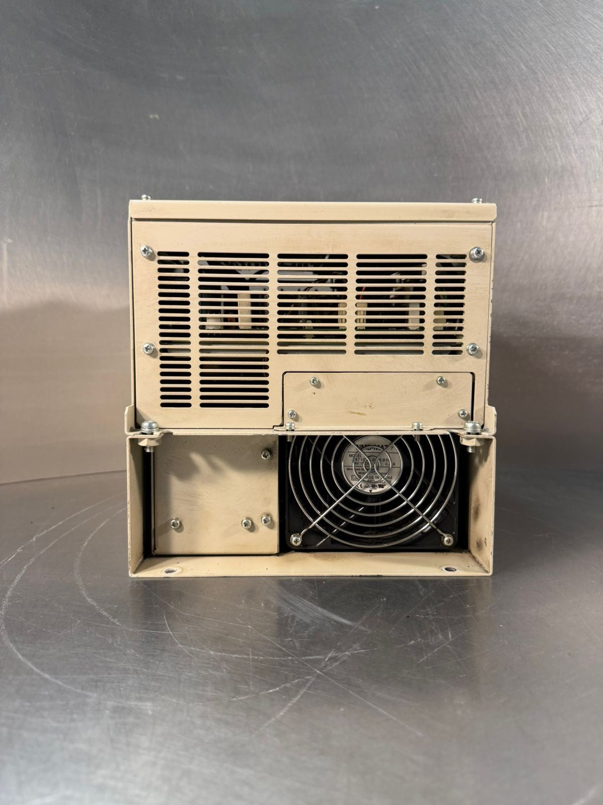 Yaskawa Servopack SGDB-60ADG 200-230V 50/60 3Ph                    (7.6.3)