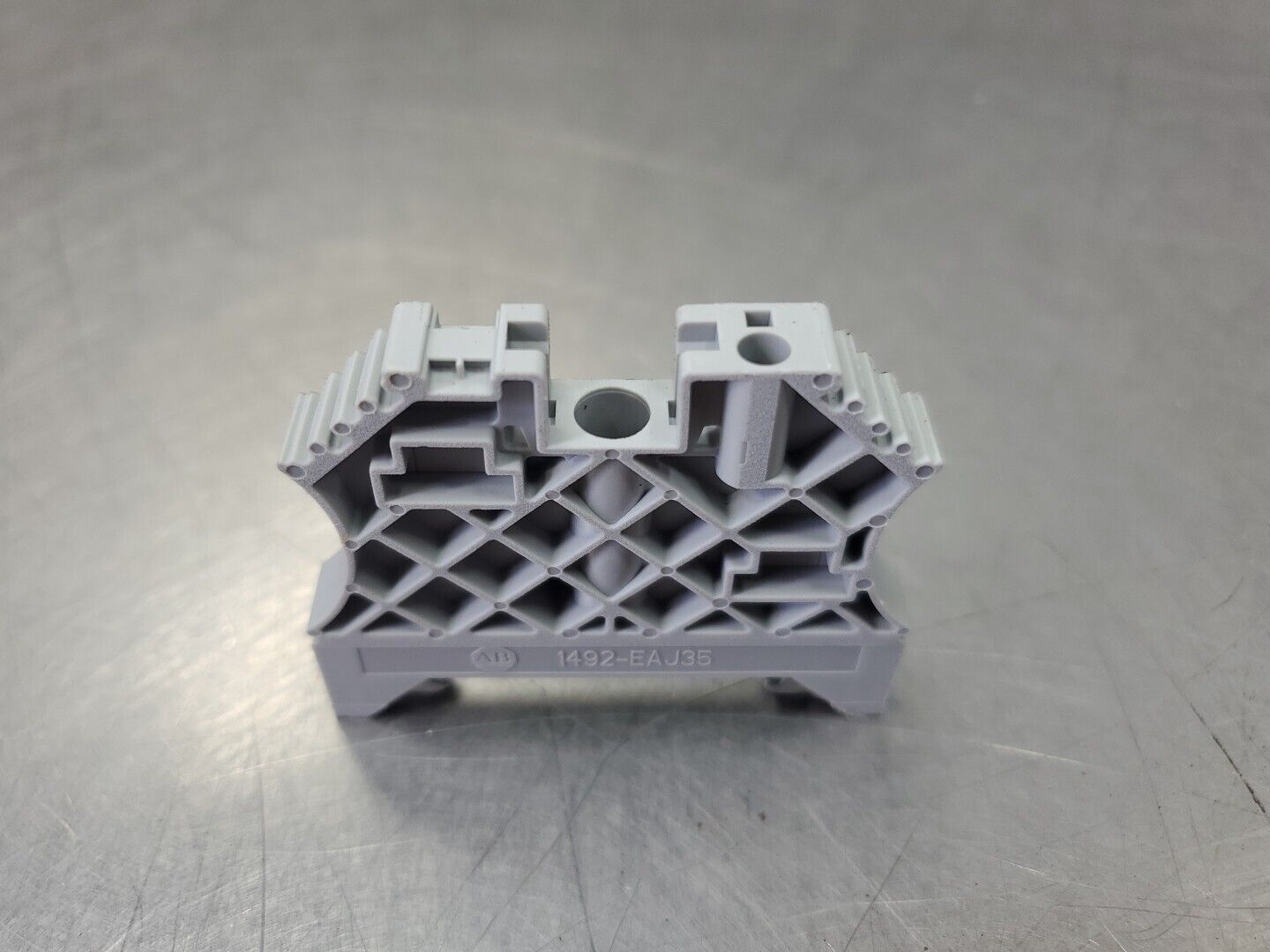 Allen-Bradley 1492-EAJ35 End Anchor, Lot of 4.                             4E-35