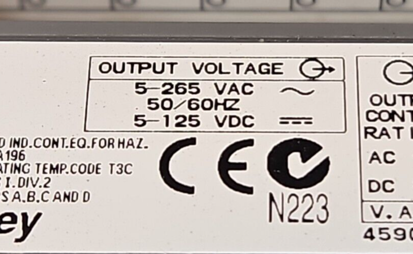 Allen-Bradley 1746-OW16 SLC 500 Digital Contact Output Module (BIN2.3.3)