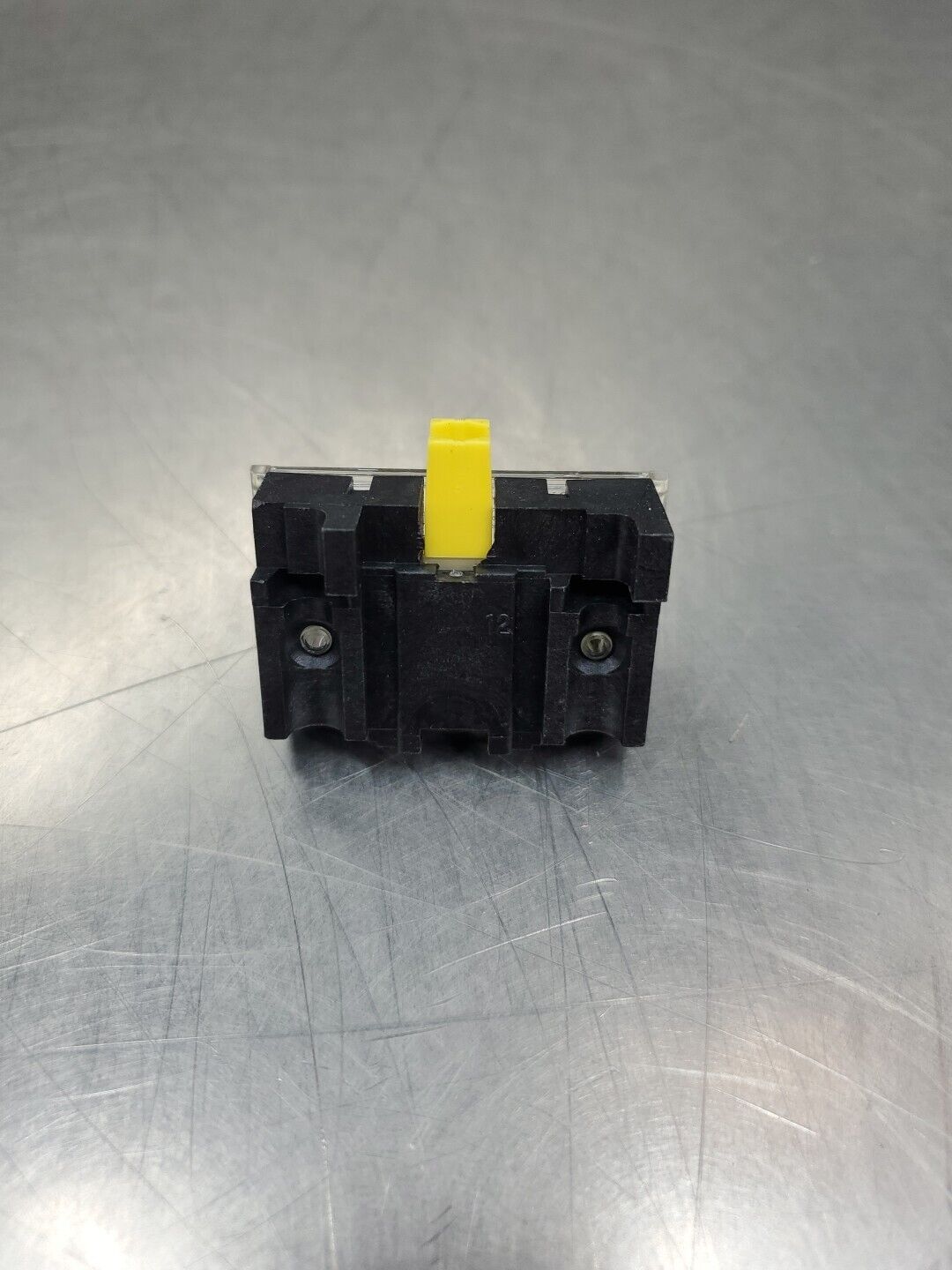 ALLEN BRADLEY 800T-XA Ser D CONTACT BLOCK.                                 4C-40