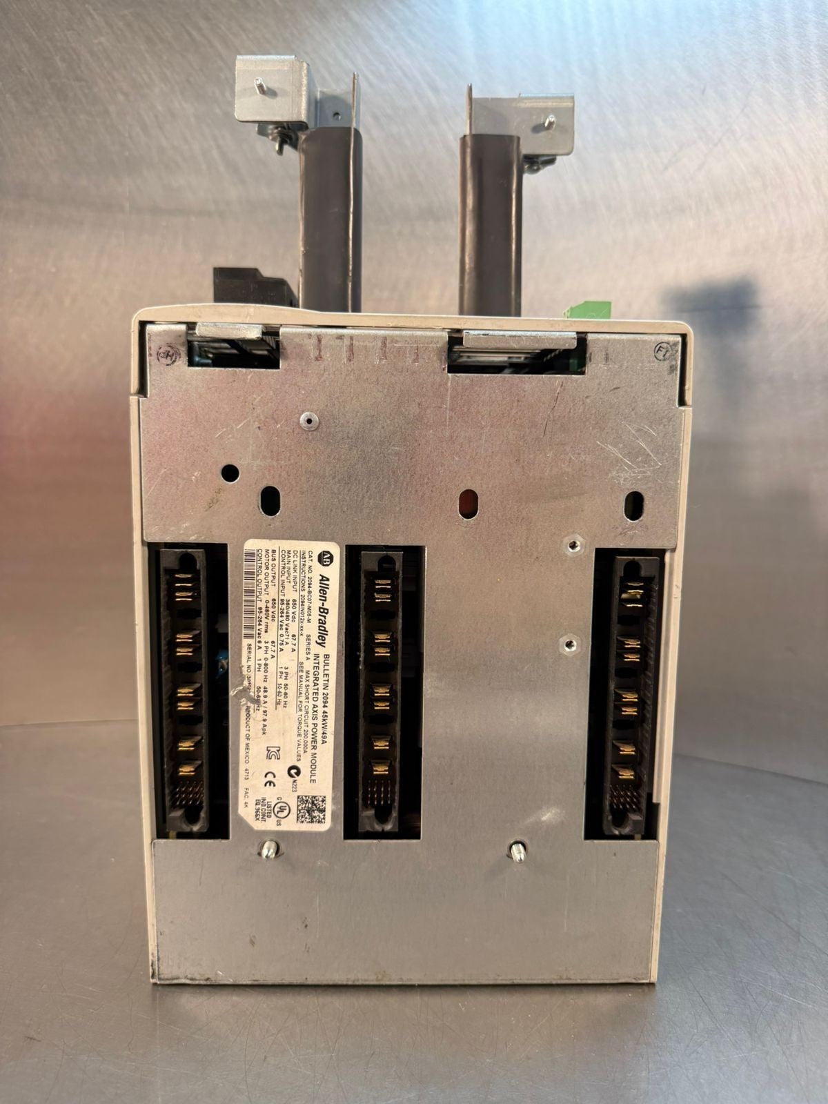 Allen-Bradley 2094-BC07-M05-M /A Bulletin 2094 45kw/49A (12.3.7)