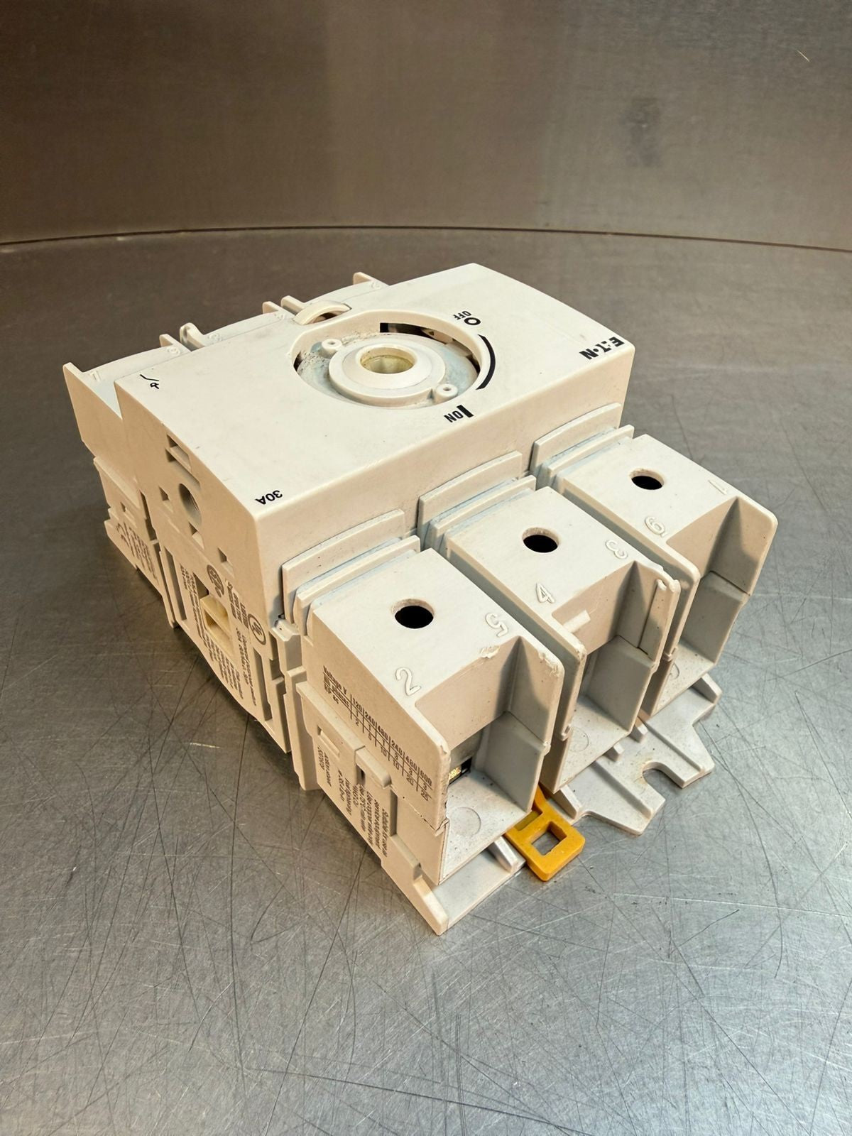 Eaton Corporation R9C3030U / R9C3030U                              (9.3.4)