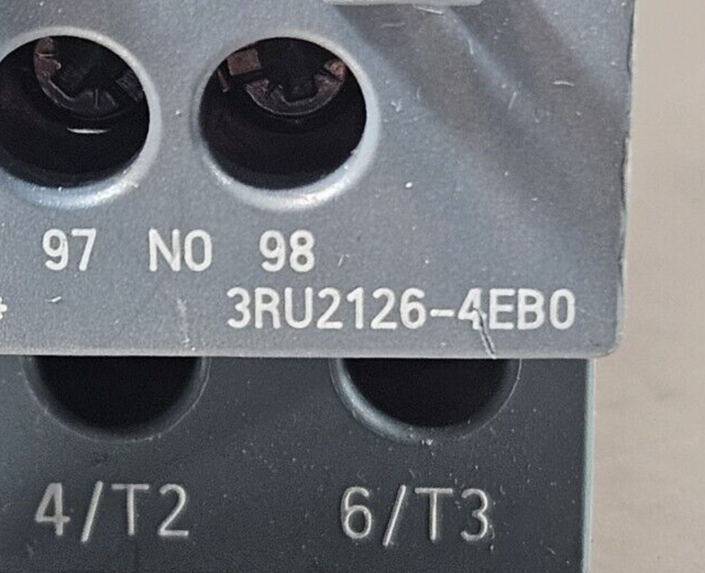 Siemens 3RU2126-4EB0 Sirius Overload Relay  (BIN2.3.3)