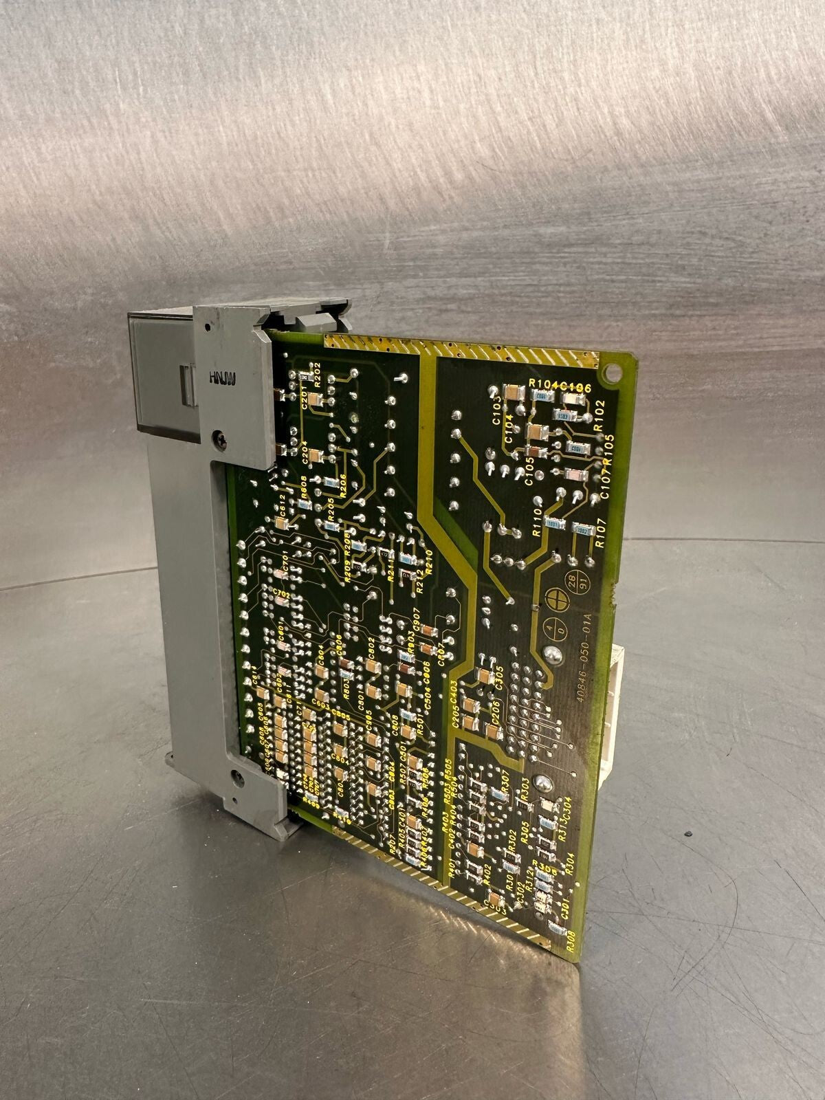 Allen Bradley 1746-NIO4V /A  SLC500                       (7.2.2)