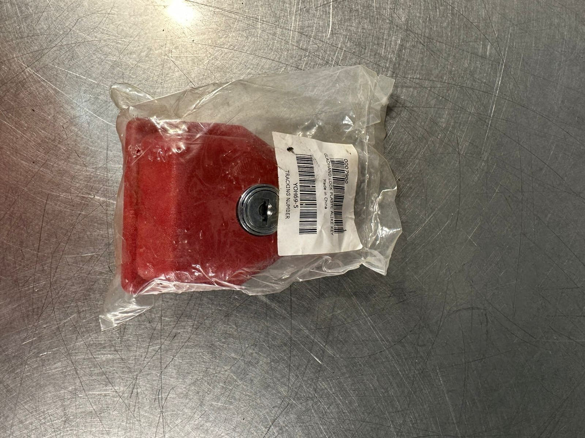 Gladhand Lock Plastic Alike Key YOH69-5  NEW                       (7.2.4)