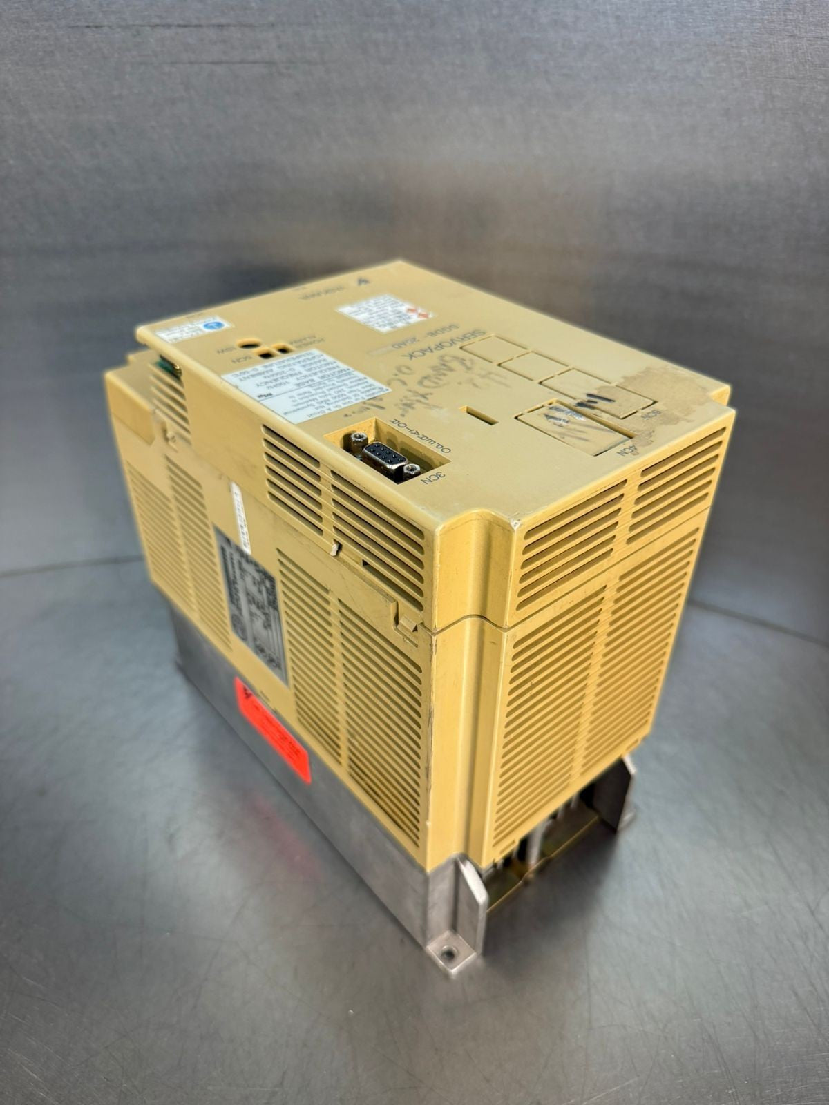 Yaskawa SGDB-20ADG Servo Pack  3Phase Servo Drive                  (8.3.6)