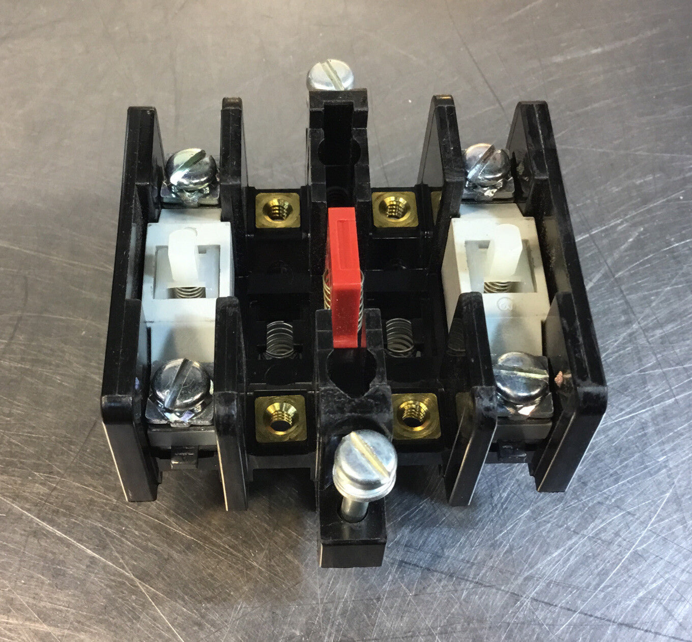47748200