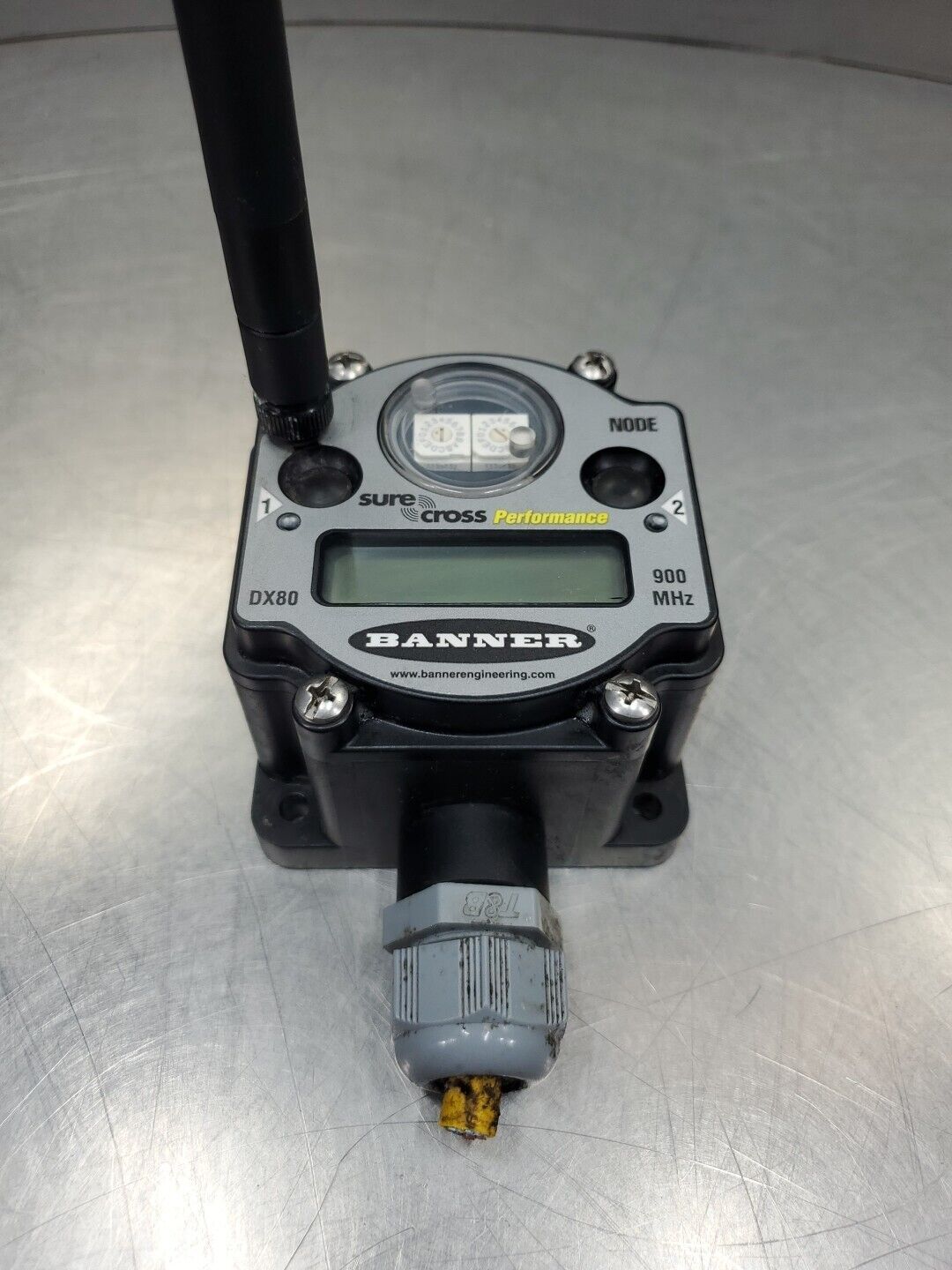 Banner DX80N9X6S-P8 SureCross DX80 Connection Module.                      5E-28