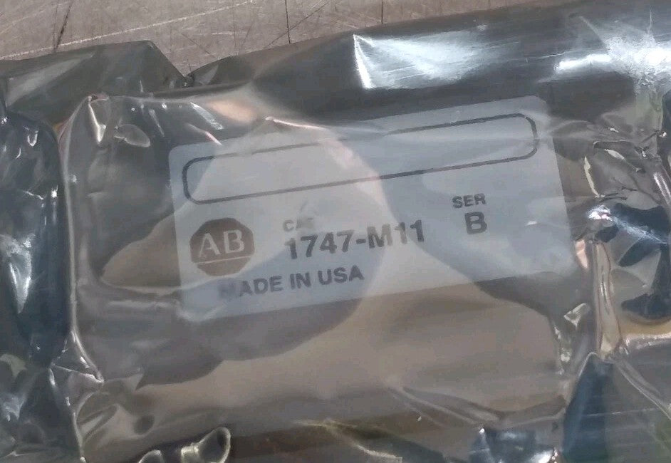 44693196