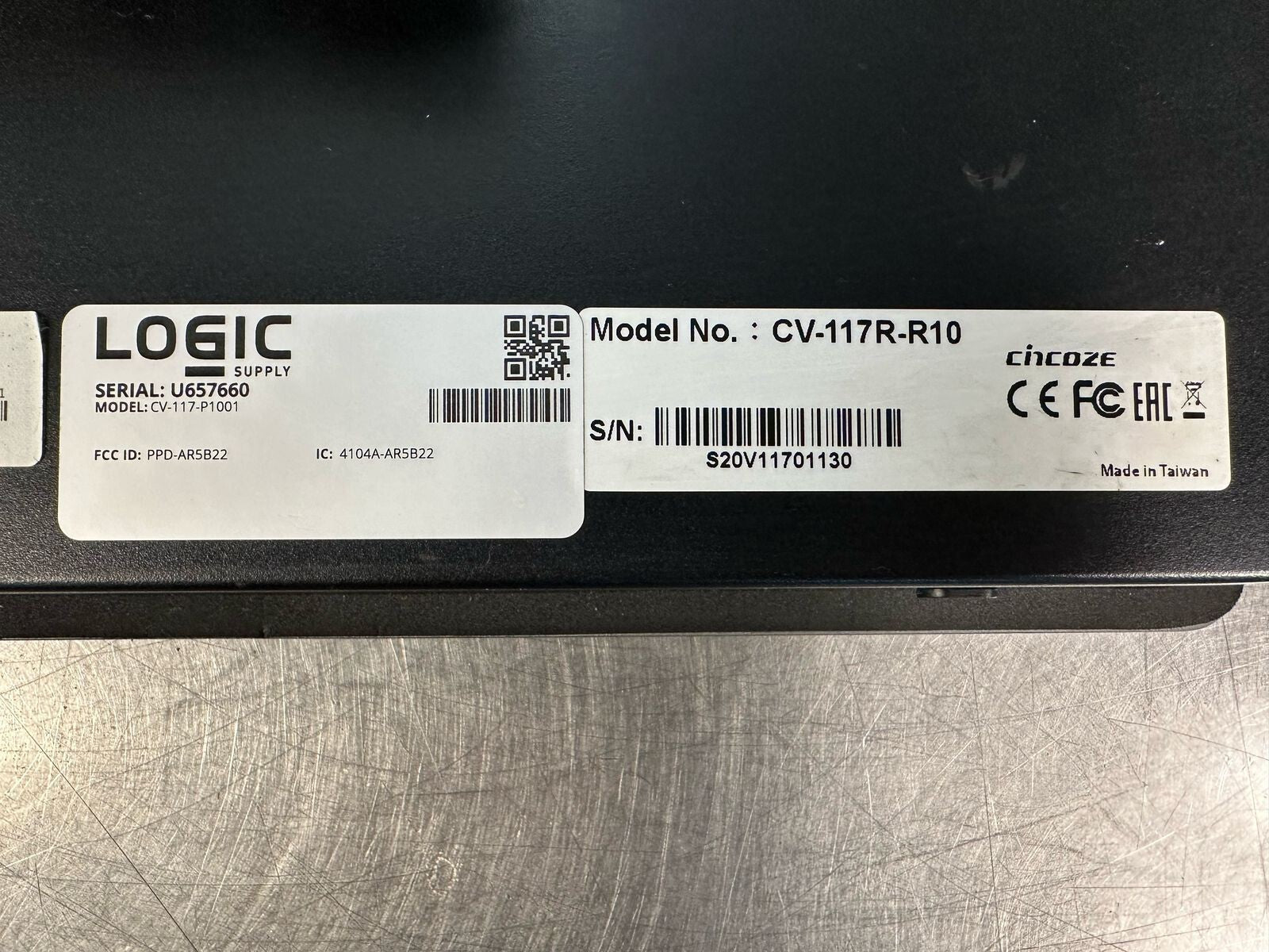 Cincoze CV-117 Fanless Panel PC | CV-117R-R10                            (8.6.6)