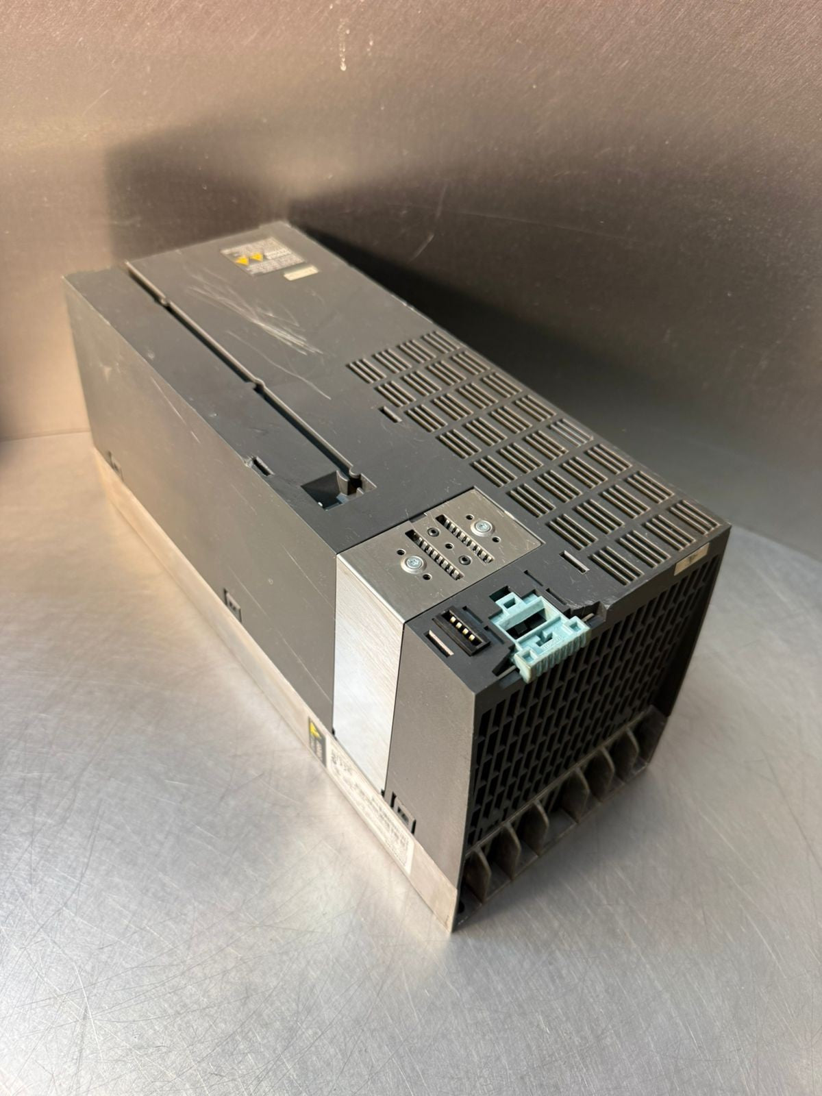 Siemens 6SL3210-1PC22-2AL0 Ver.04 Sinamics Power Mod PM240-2    (11.5.1)