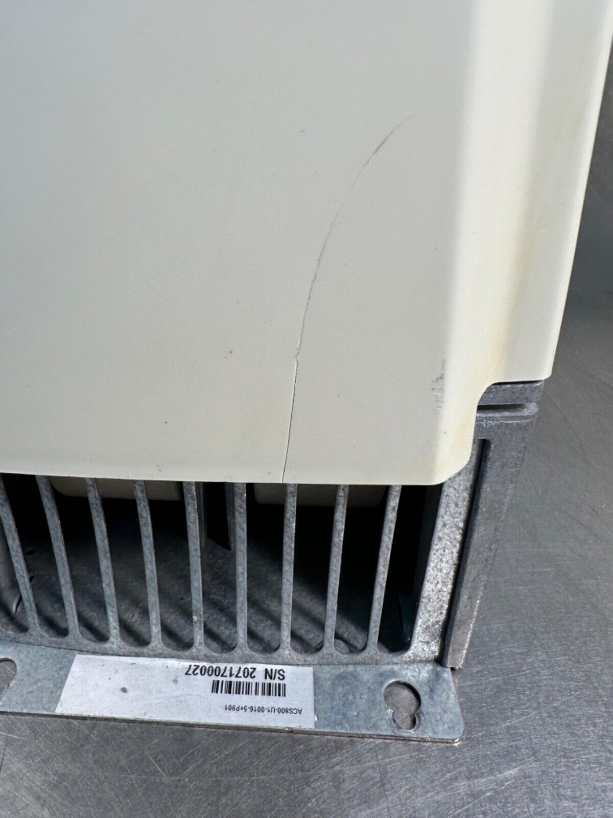 Abb ACS800-U1-0016-5+P901 / ACS800U100165P901 (1C-24)