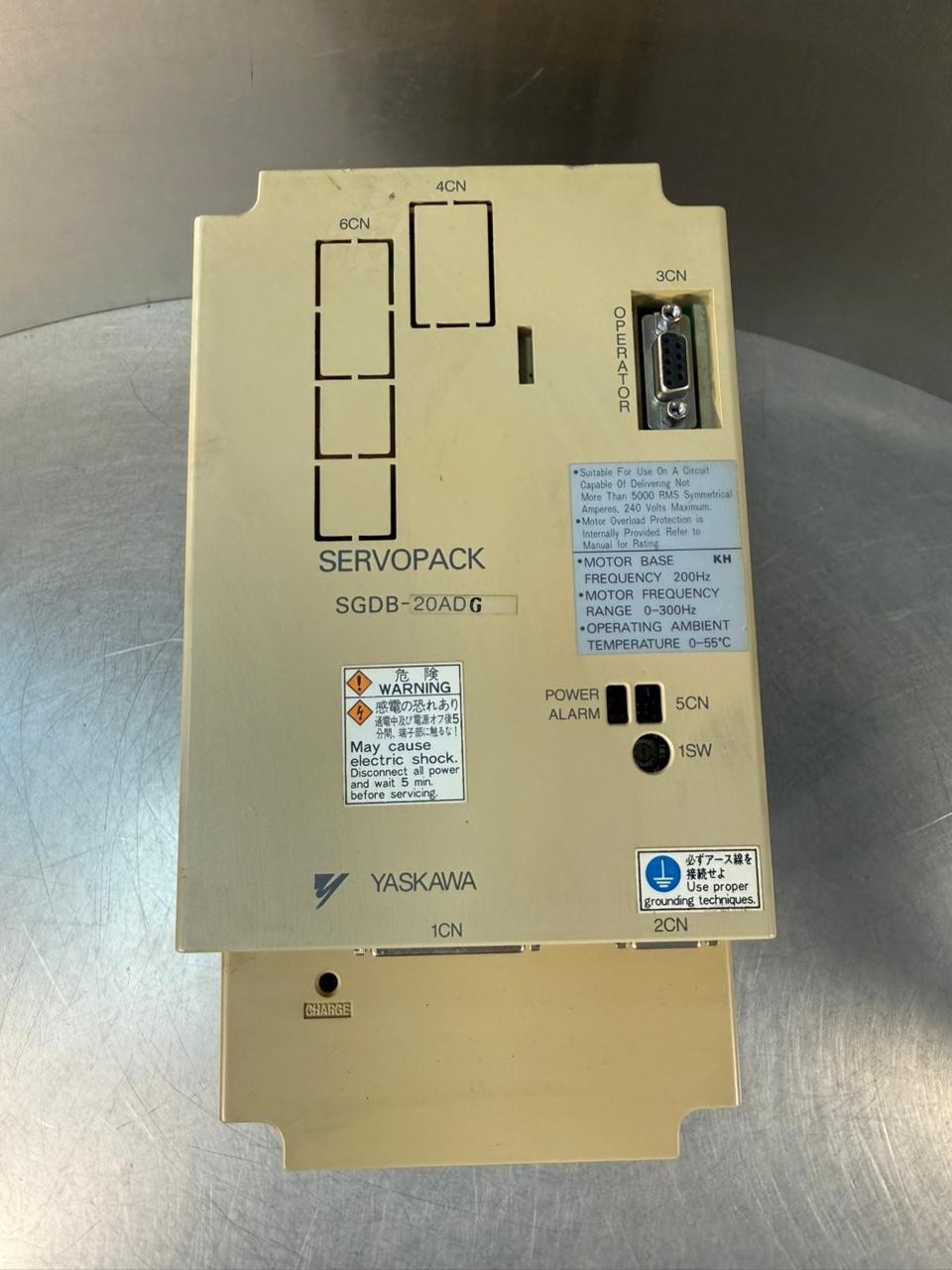 Yaskawa Servopack SGDB-20ADG IN 200-230V 3PH 12A OUT 0-230V        (1.4.1)