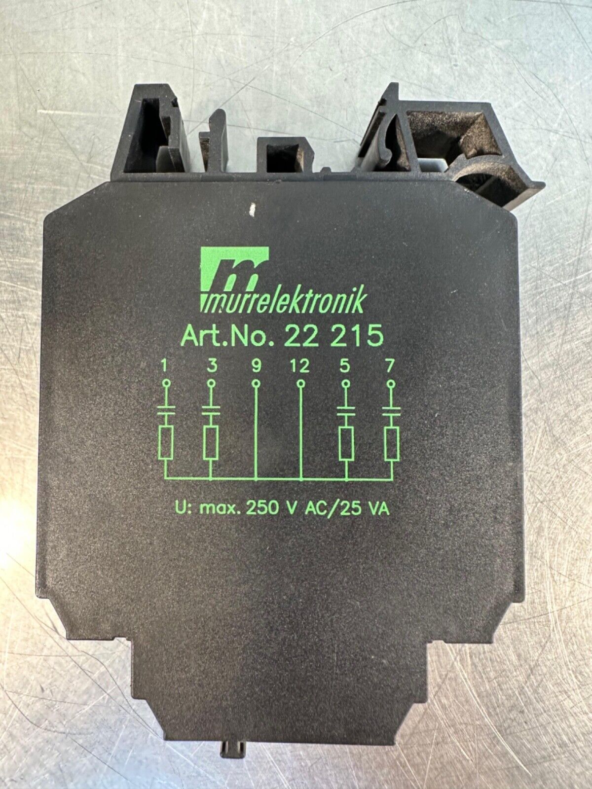 Murr Elektronic 22215 Relay / 22-215 - 250 VAC  25 VA  (4c-39)