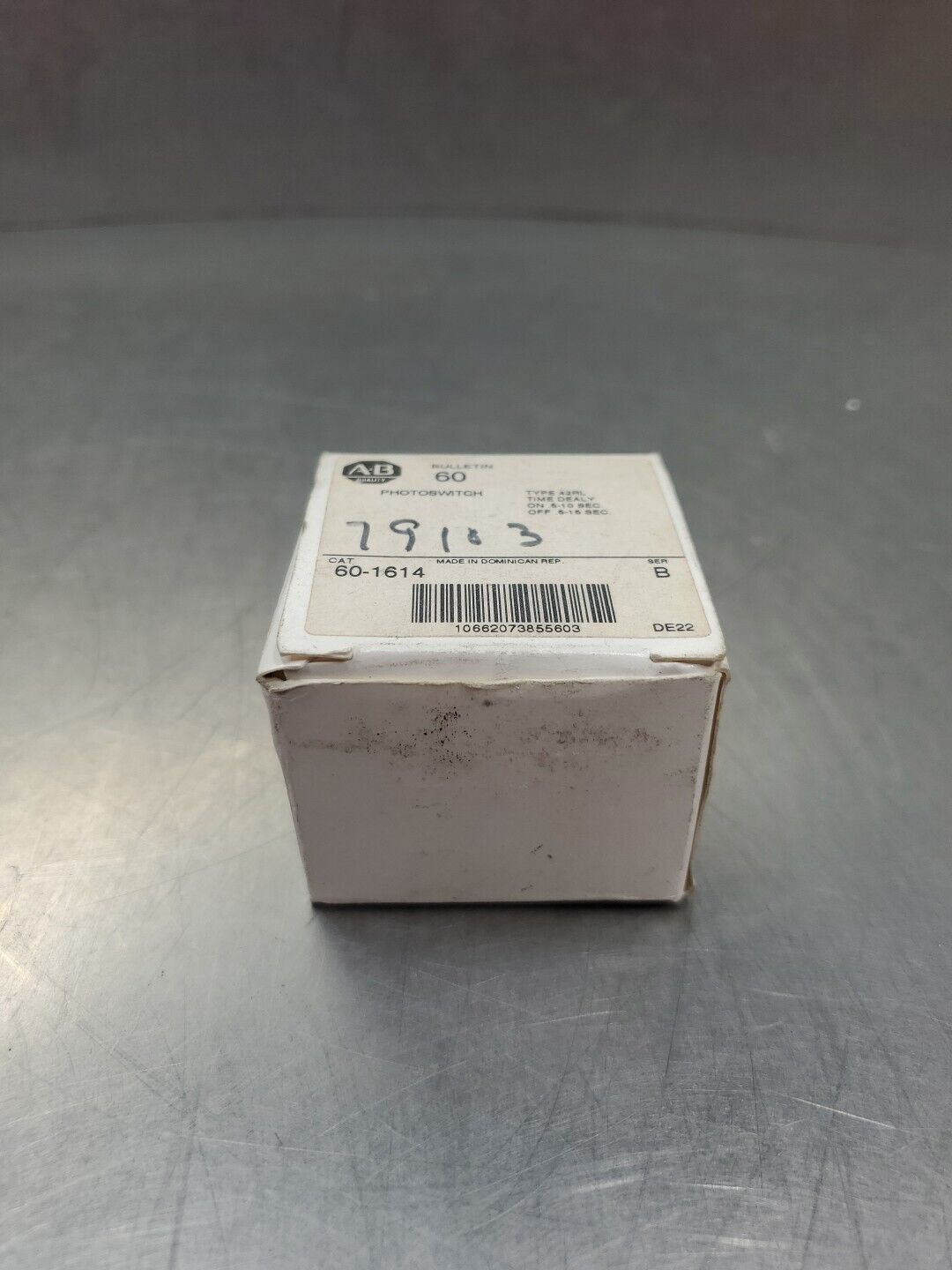 Allen-Bradley 60-1614 Ser. B Type 42RL Photoswitch.                        4D-42
