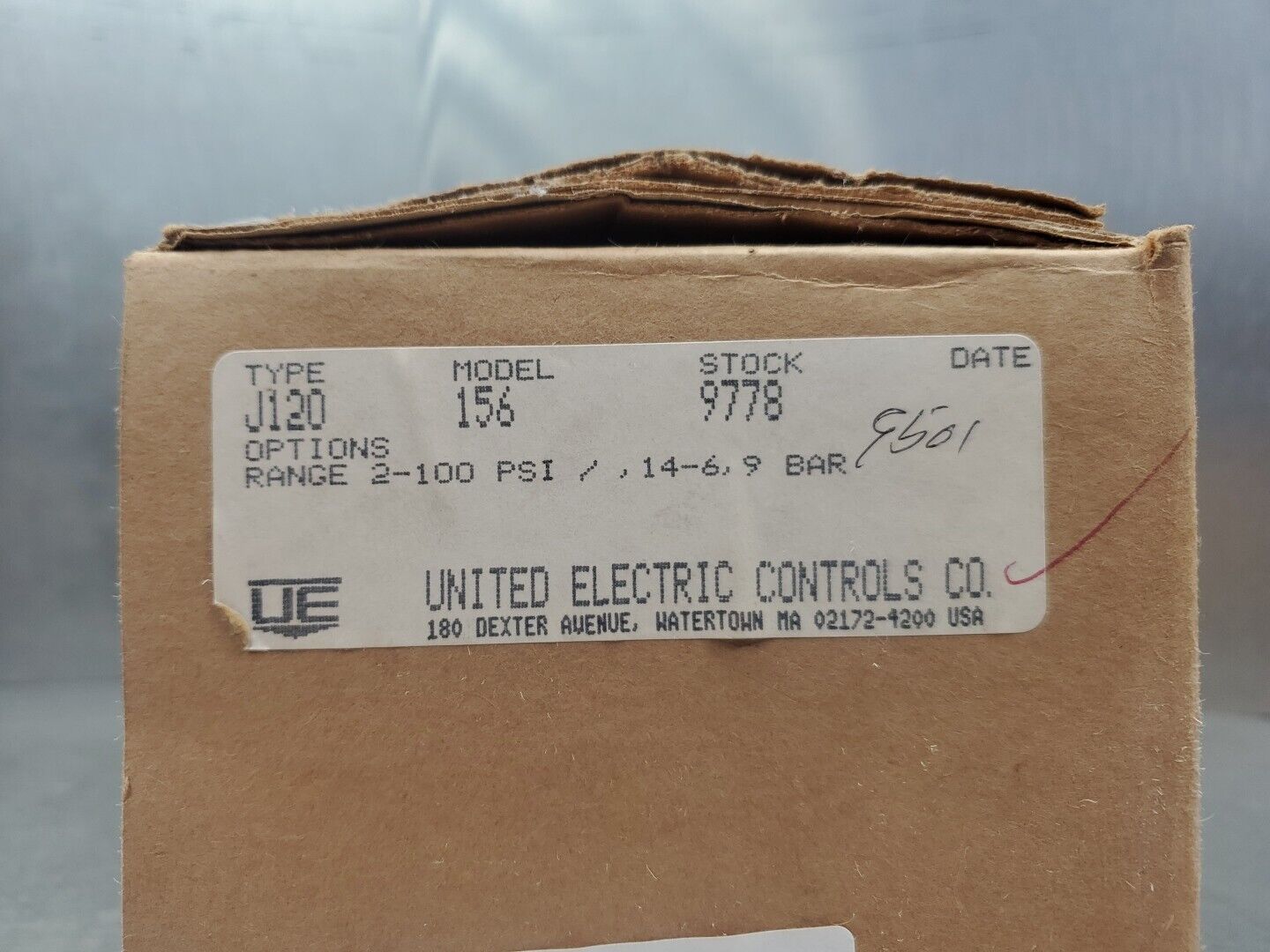 United Electric Controls J120 Model 9778 2-100psi Control Module.          4C-43