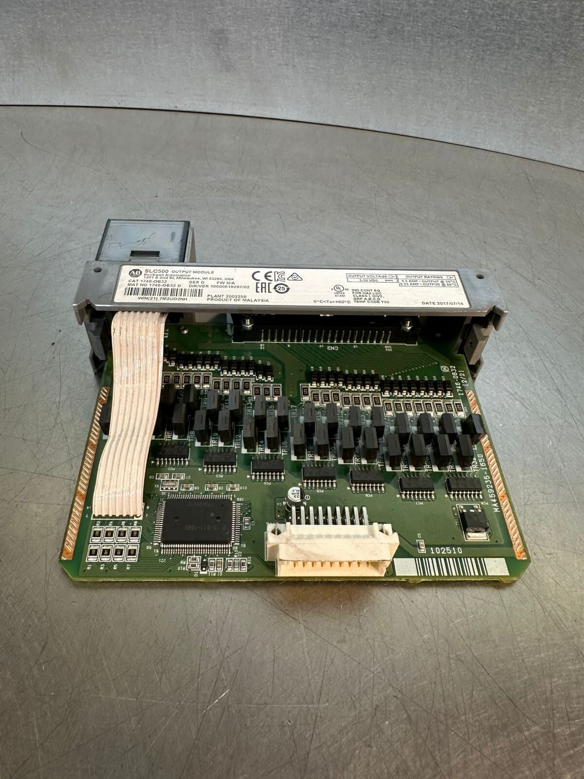 Allen Bradley 1746-OB32 /D SLC 500 DC Output 1746-0B32  (2.3.3)
