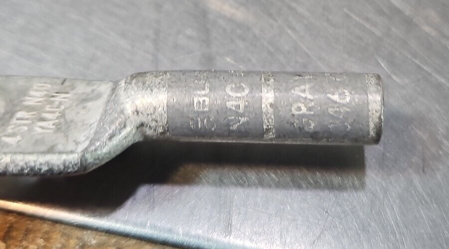 Burndy N404STRCU Copper Compression Lug Lot of 10                        Loc4D31
